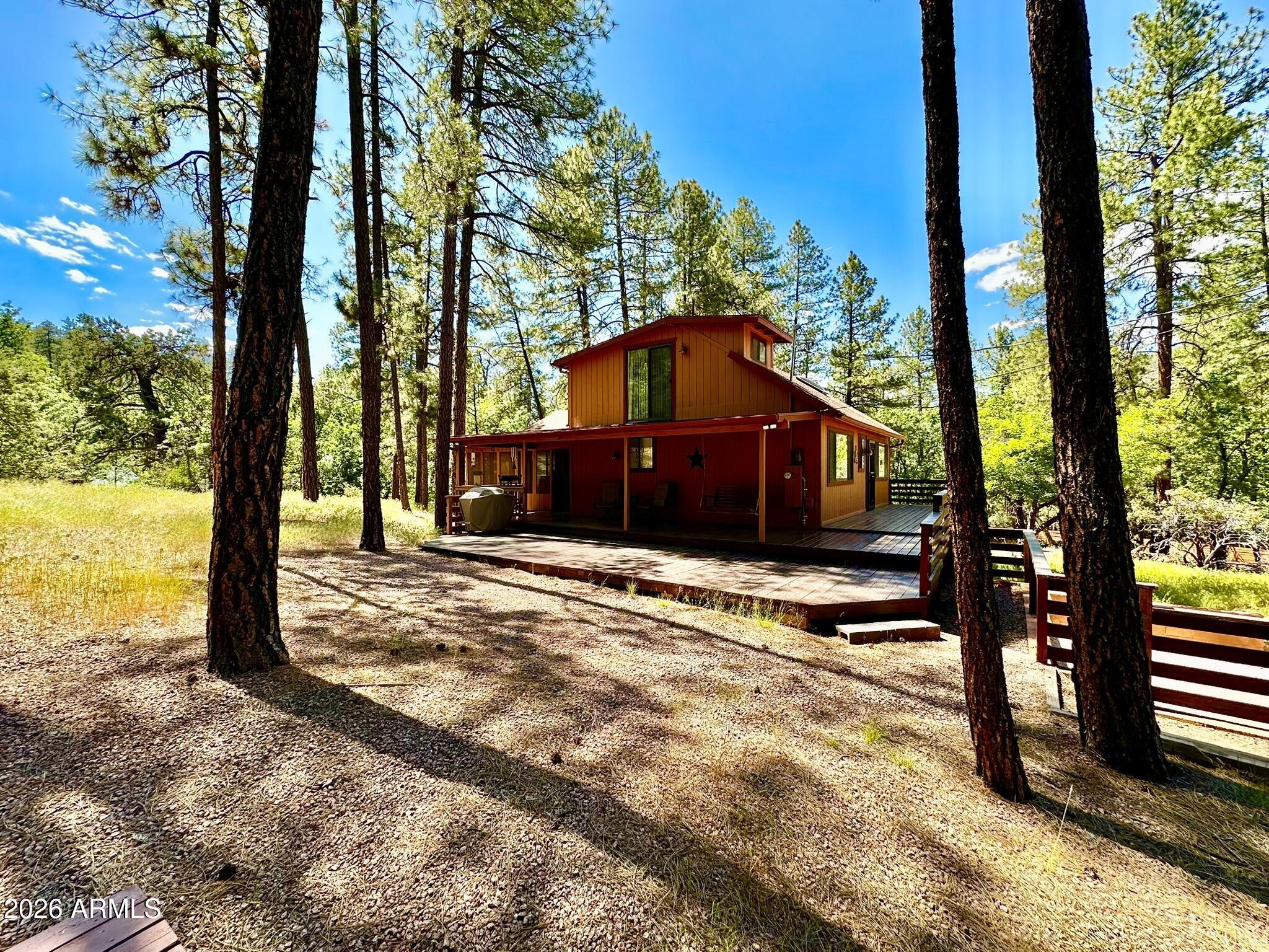4822 N BRANDON Way