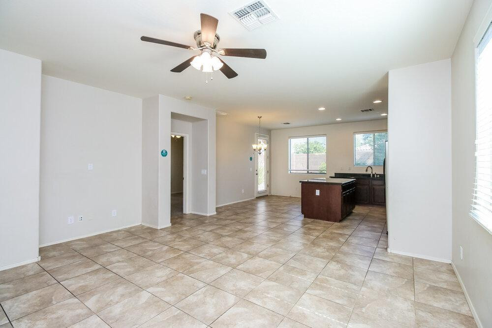 4126 E Thunderheart Trail
