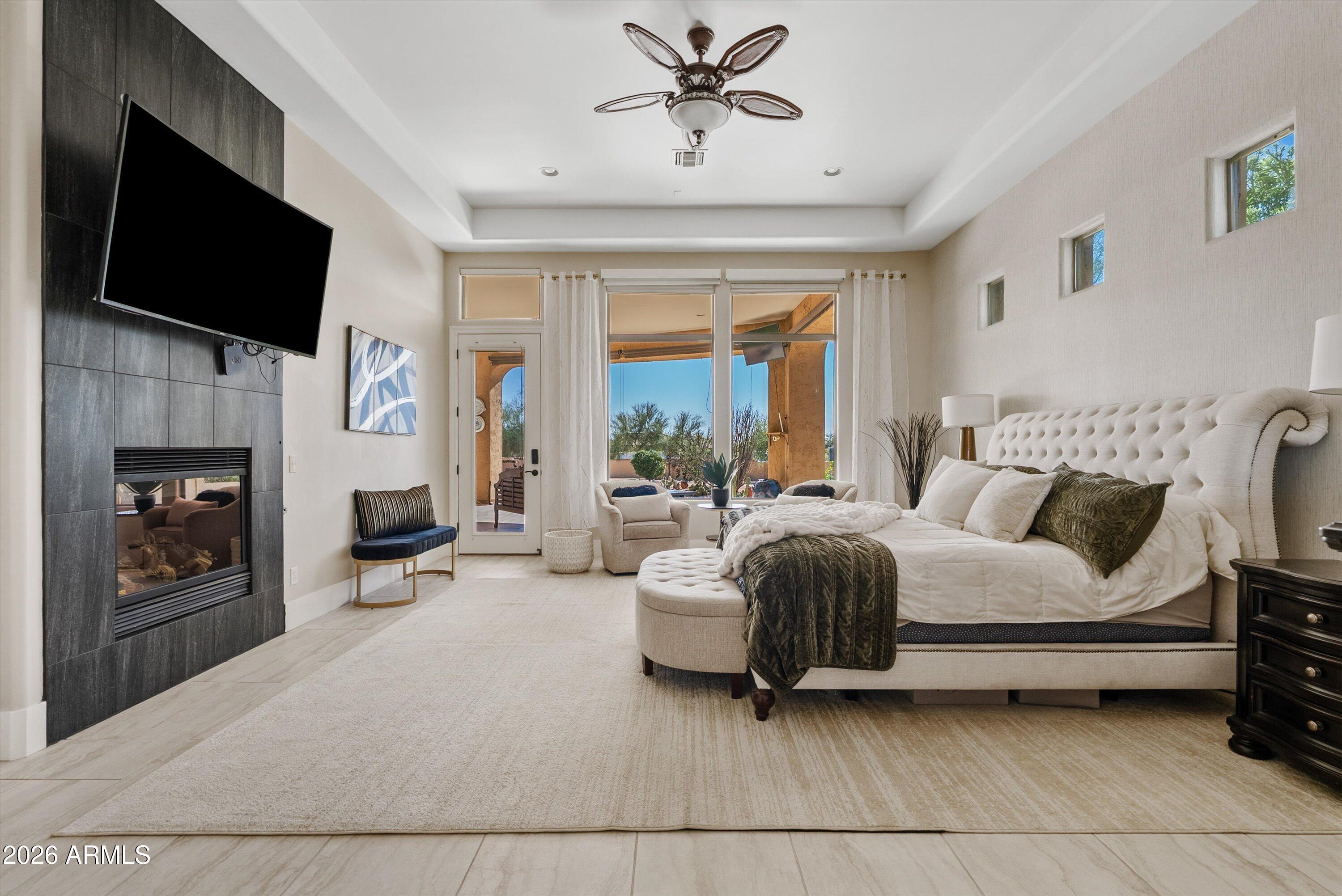 5643 E RANCHO TIERRA Drive