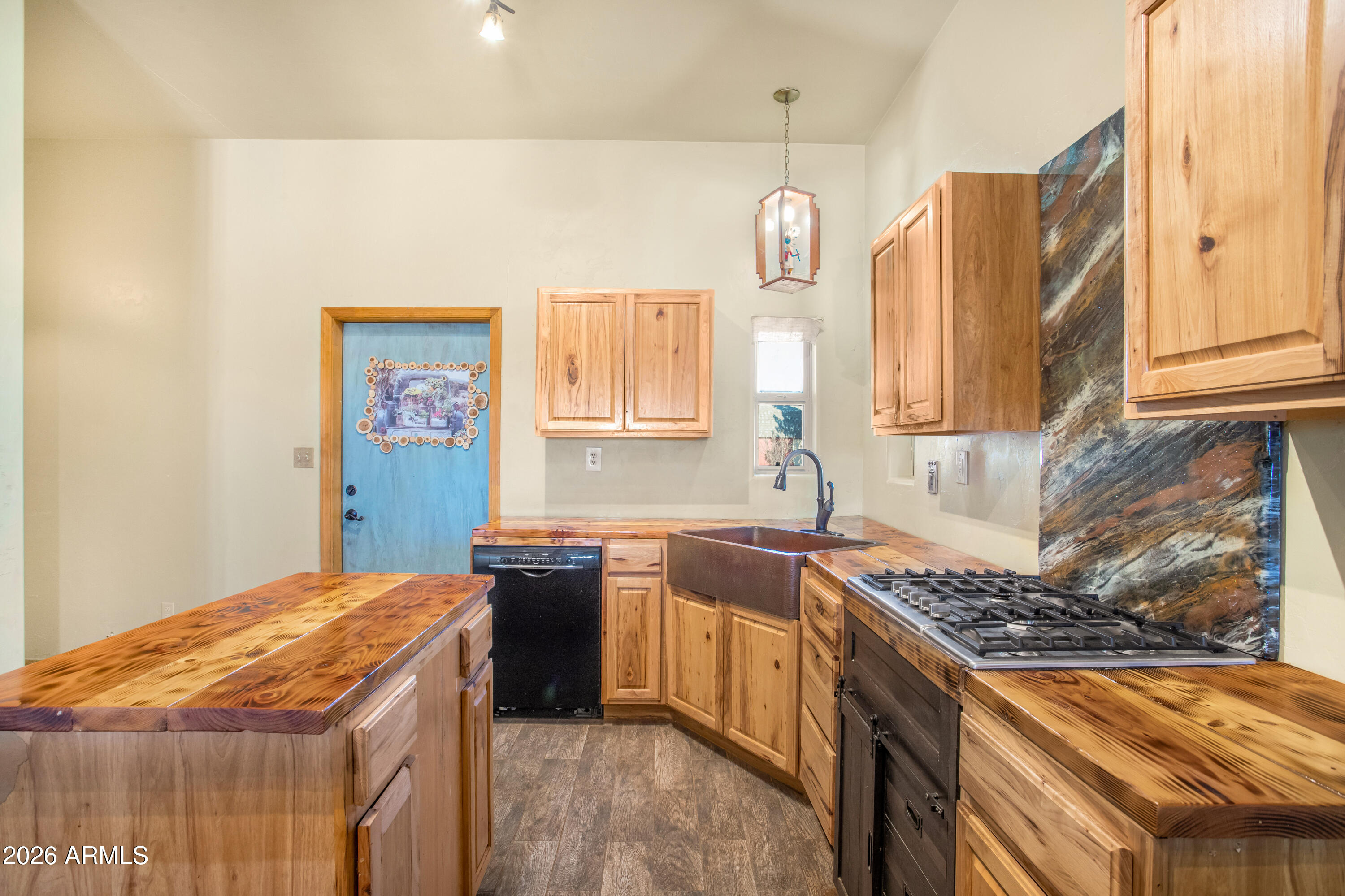 9292 E CHANDLER Lane