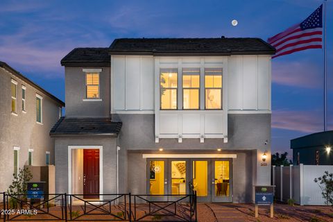 2484 W ROWEL Road Phoenix AZ 85085
