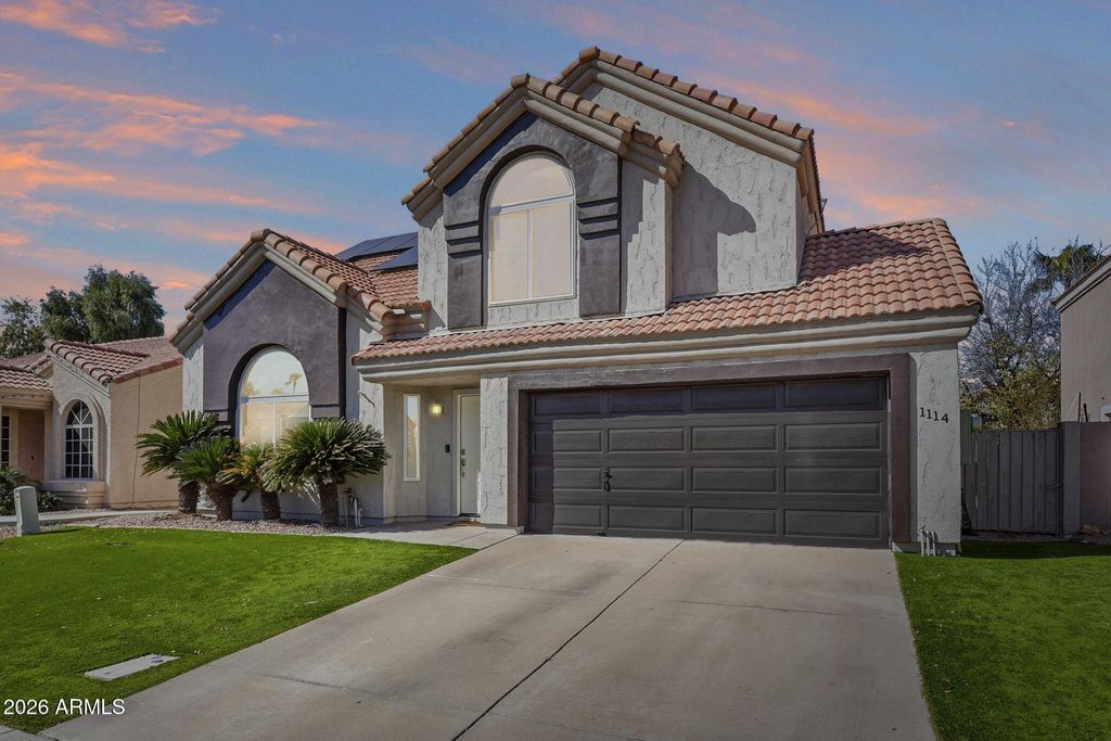 Photo of 1114 S Surfside Drive, Gilbert, AZ 85233 (MLS # 6991785)