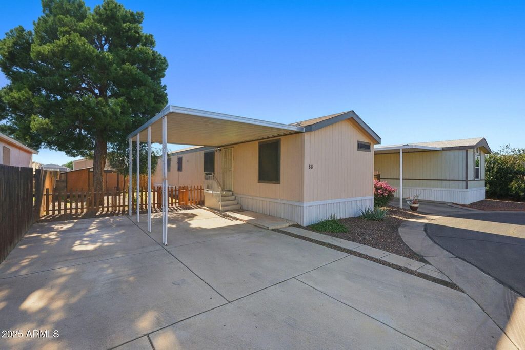 Photo of 8427 W Glendale Avenue #88, Glendale, AZ 85305 (MLS # 6955009)