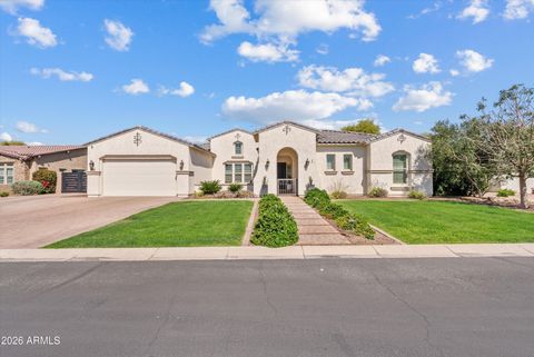 2562 E CLARK Drive Gilbert AZ 85297