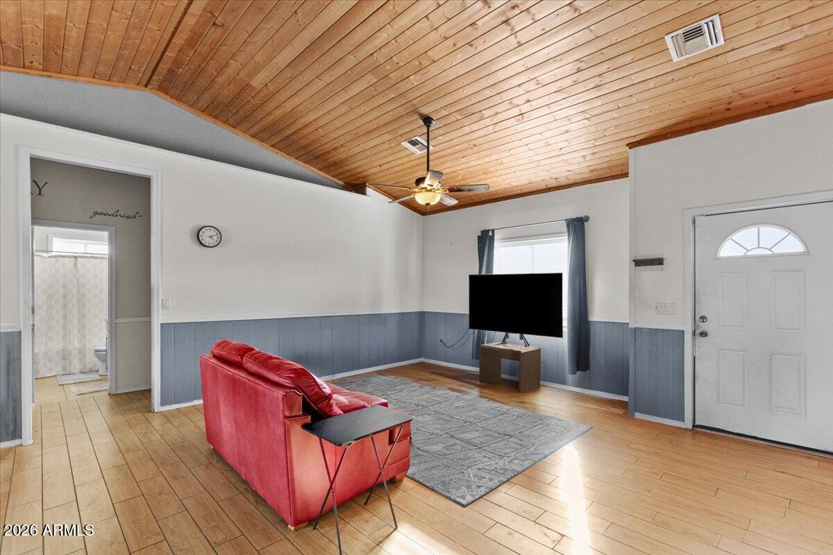 8643 S Thunderbird Drive