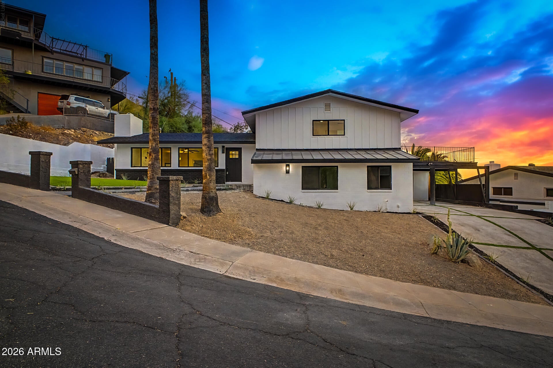 1315 E ECHO Lane