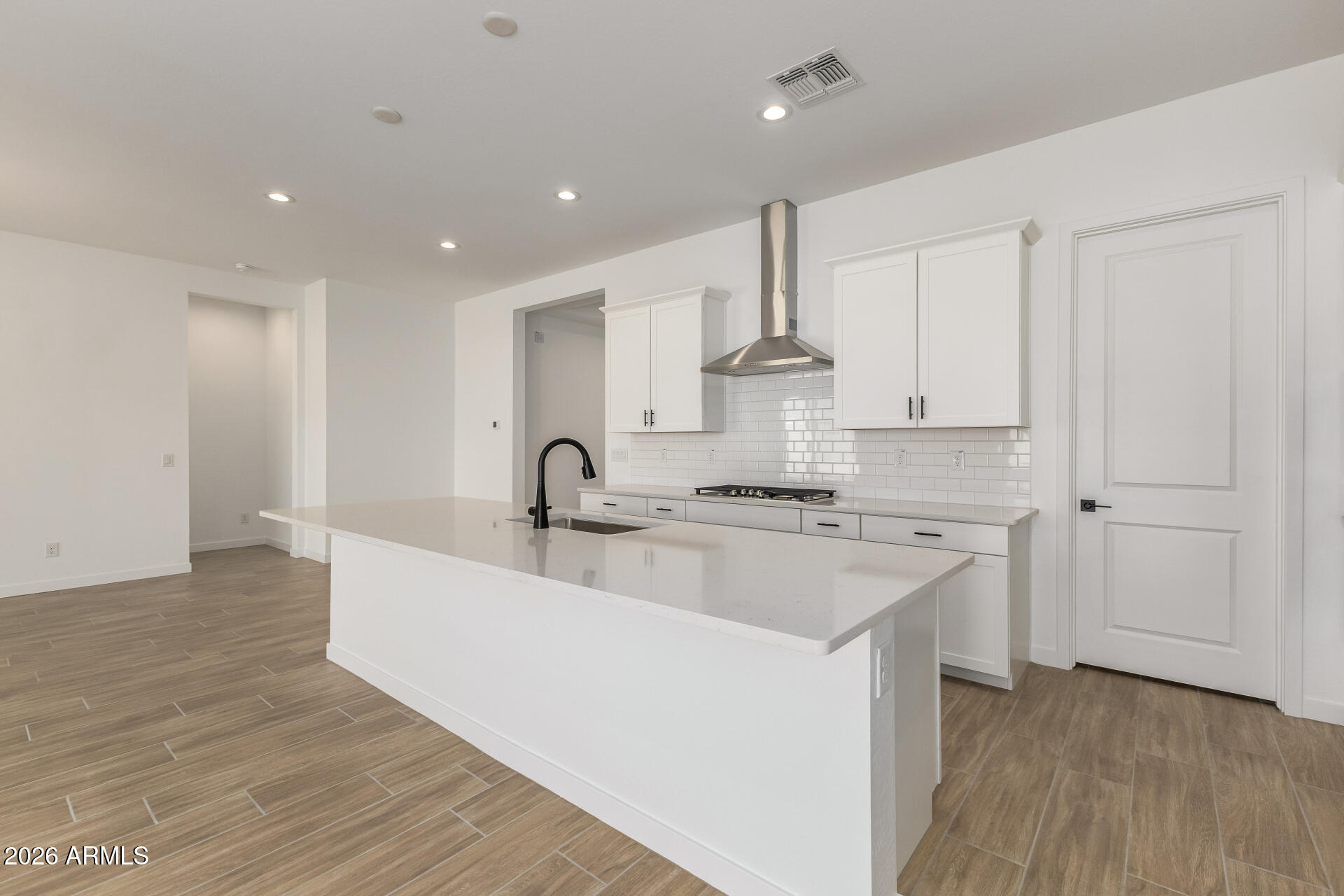 15808 W DESERT HOLLOW Drive