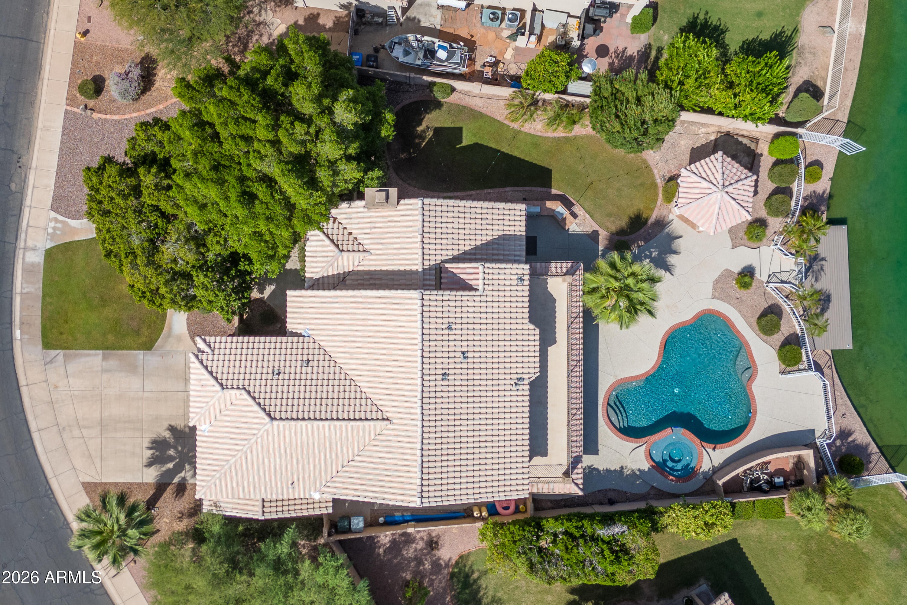 3820 E Amberwood Drive
