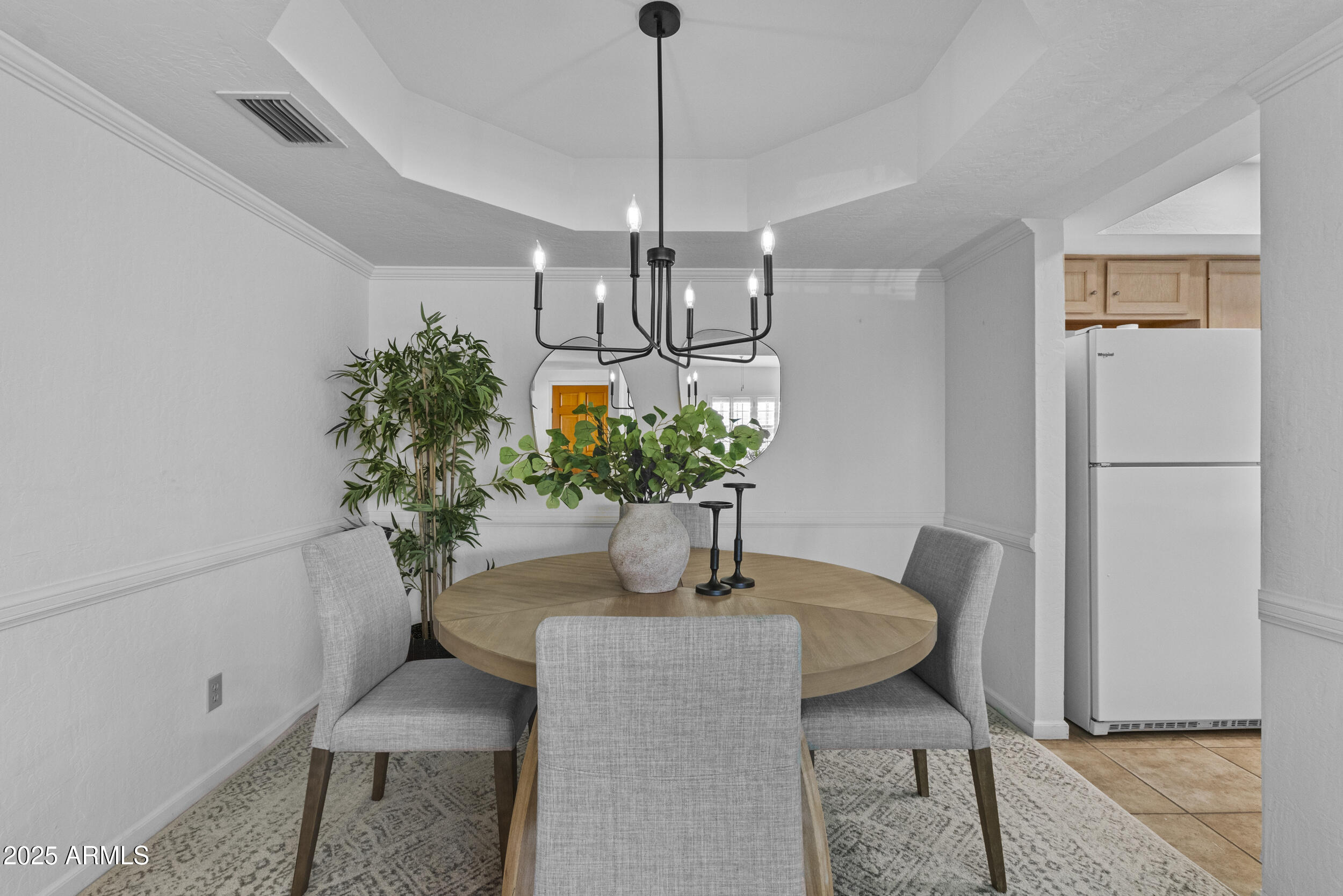 7800 E LINCOLN Drive 2092