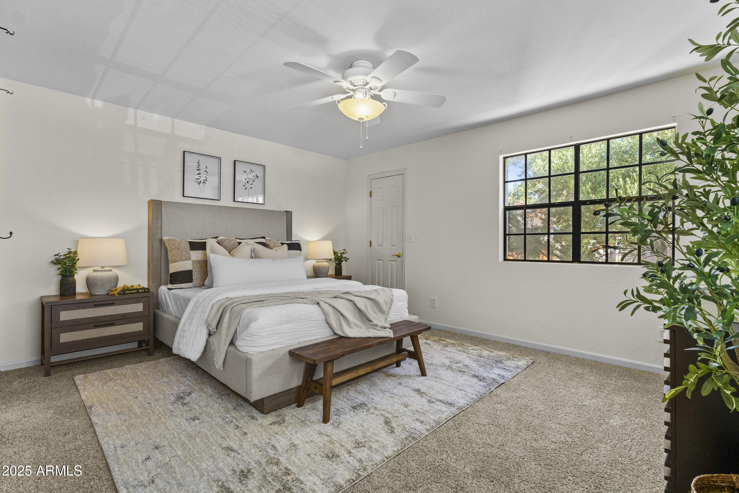 7800 E LINCOLN Drive 2092