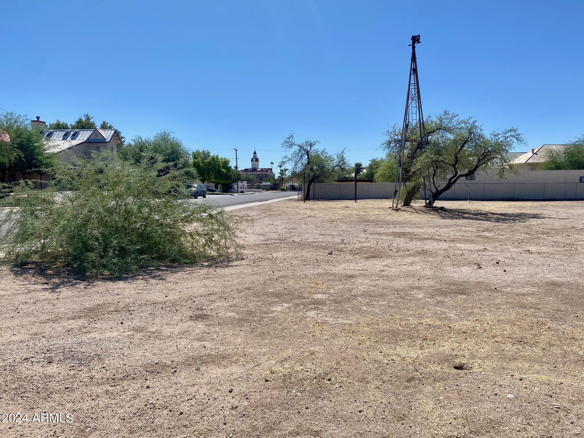 377 N BAILEY Street '''-'''