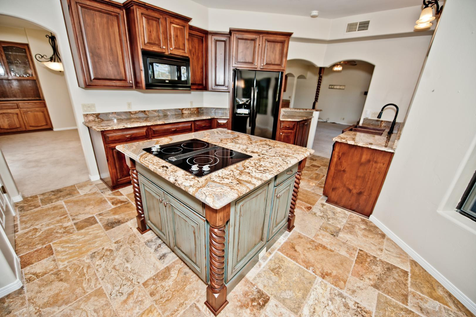 2322 S Rogers Circle 4