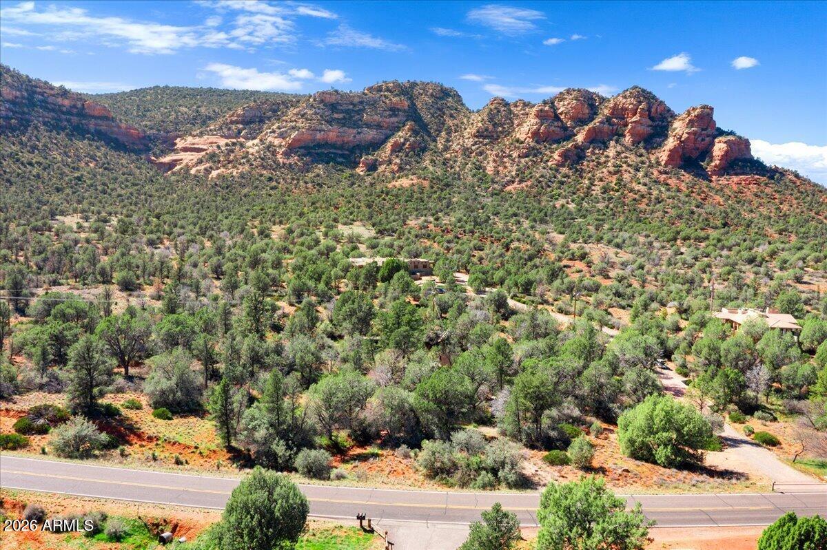 2727 Verde Valley School Road -