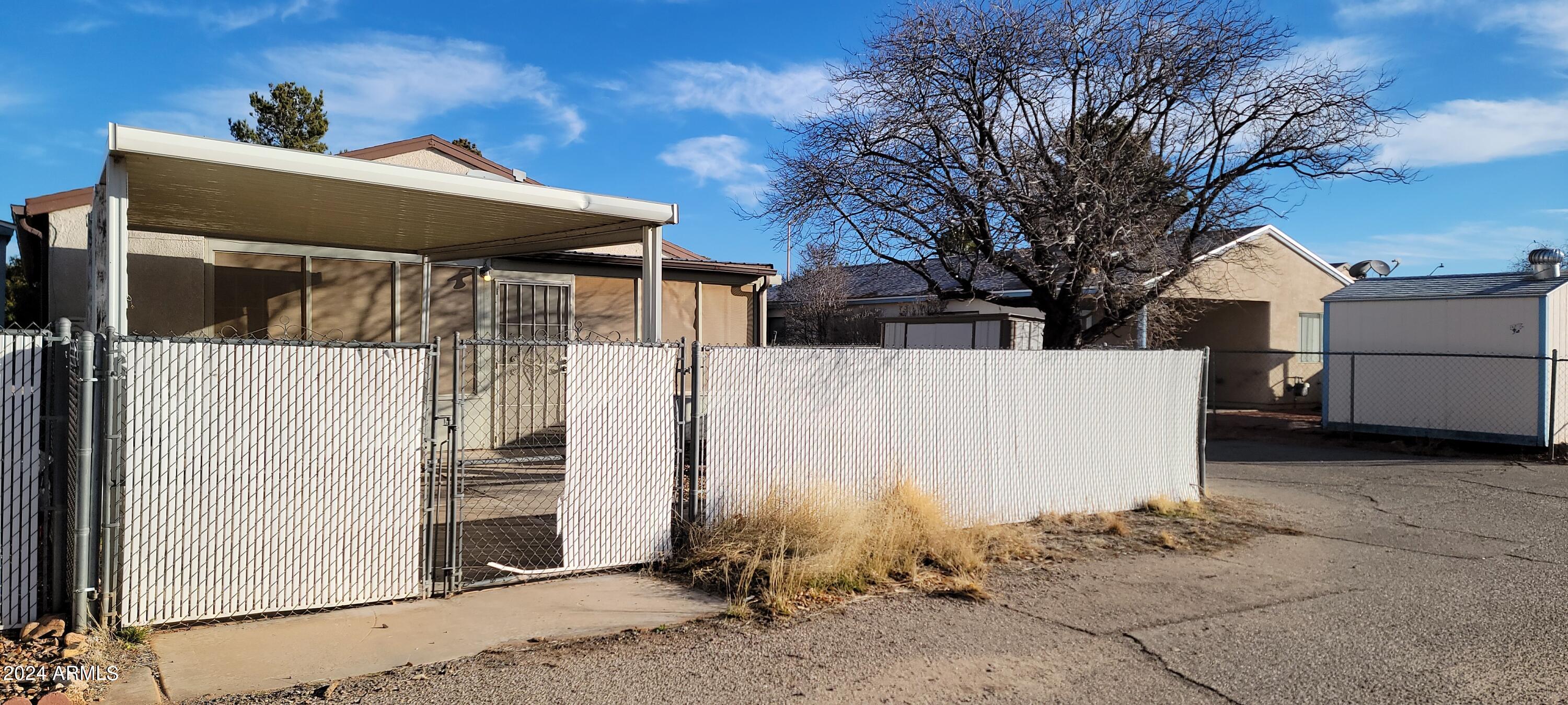 DESERT SHADOWS - Residential