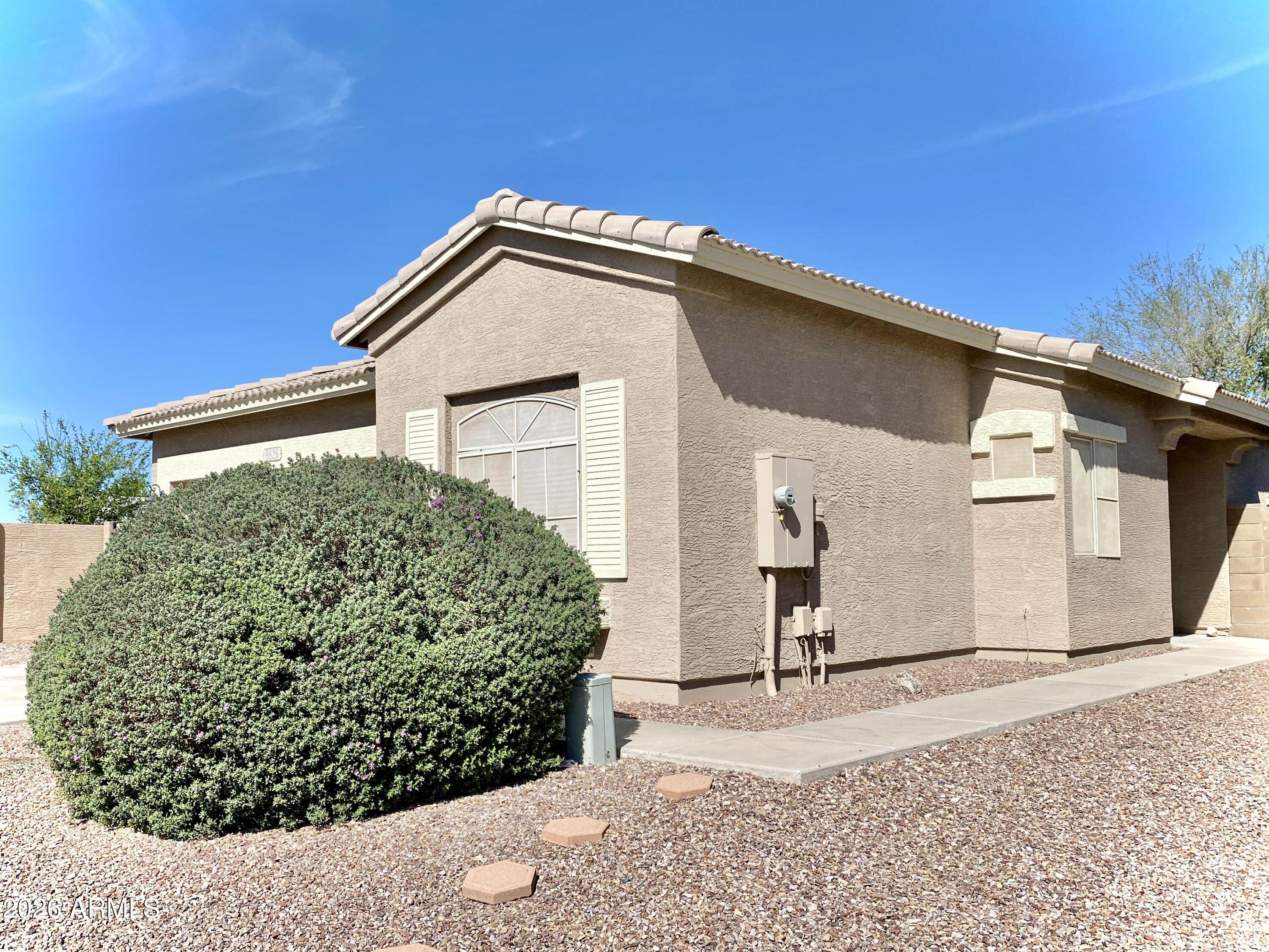 9826 E FLOSSMOOR Circle