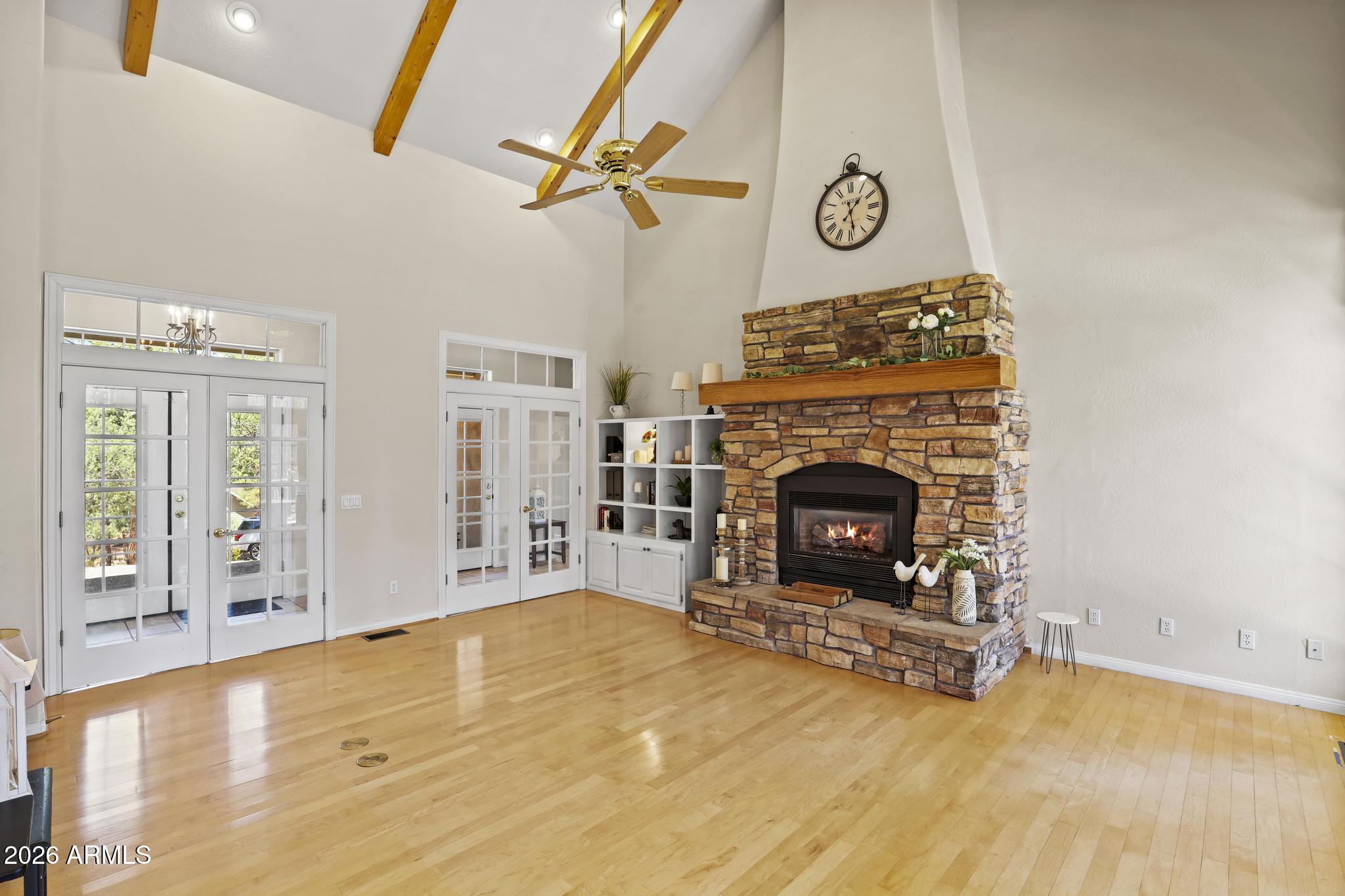 864 E Highline Drive