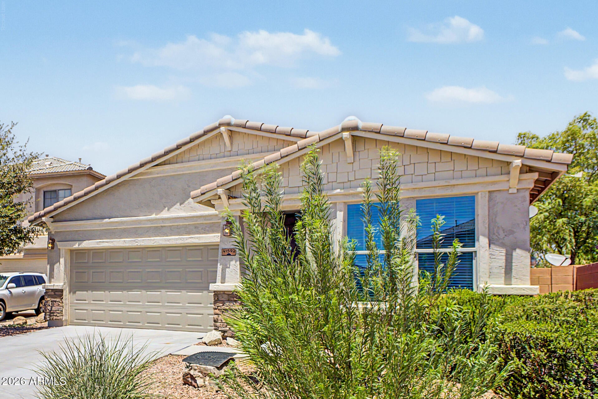 41592 W ELM Drive