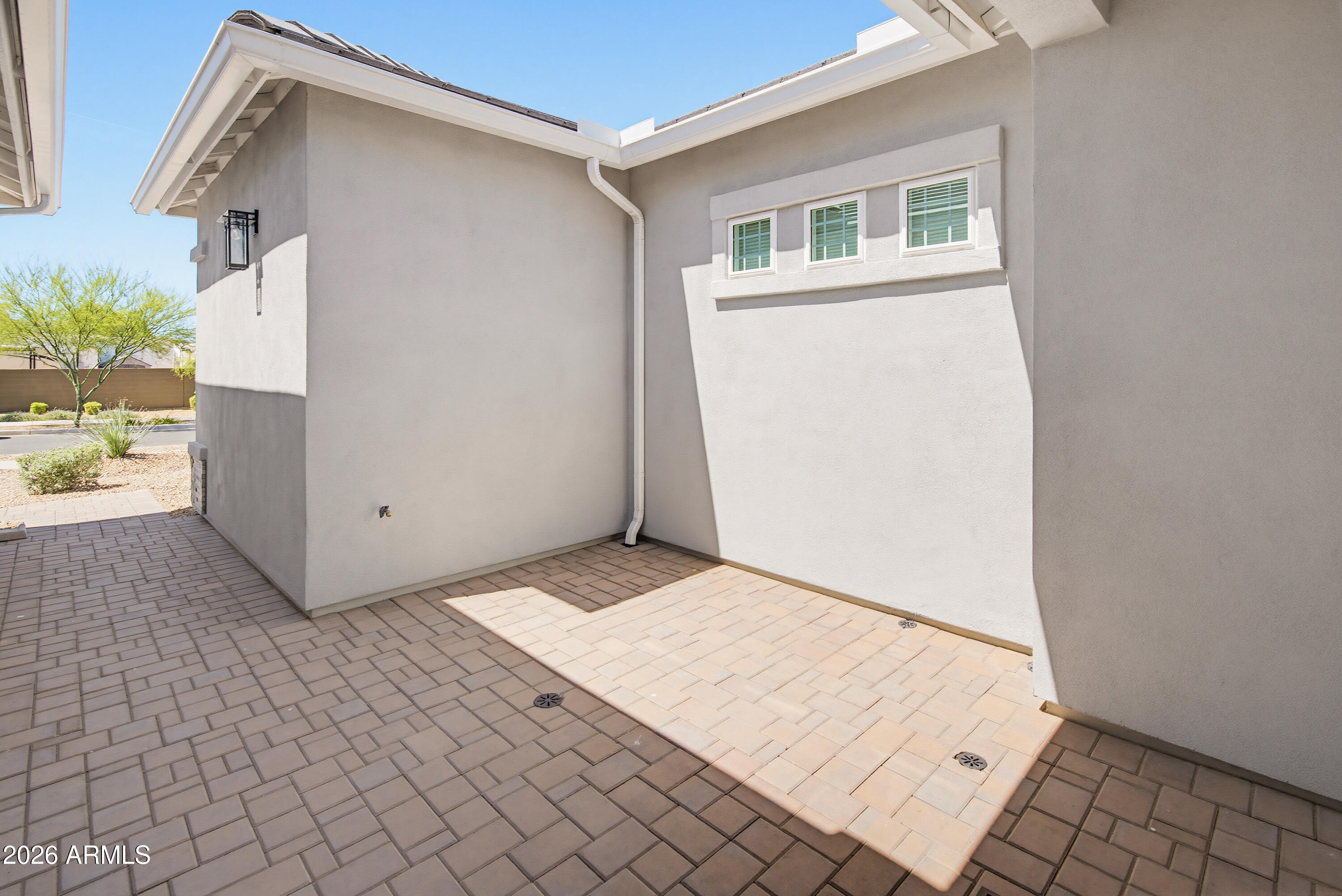 4232 E WHISPER ROCK Trail