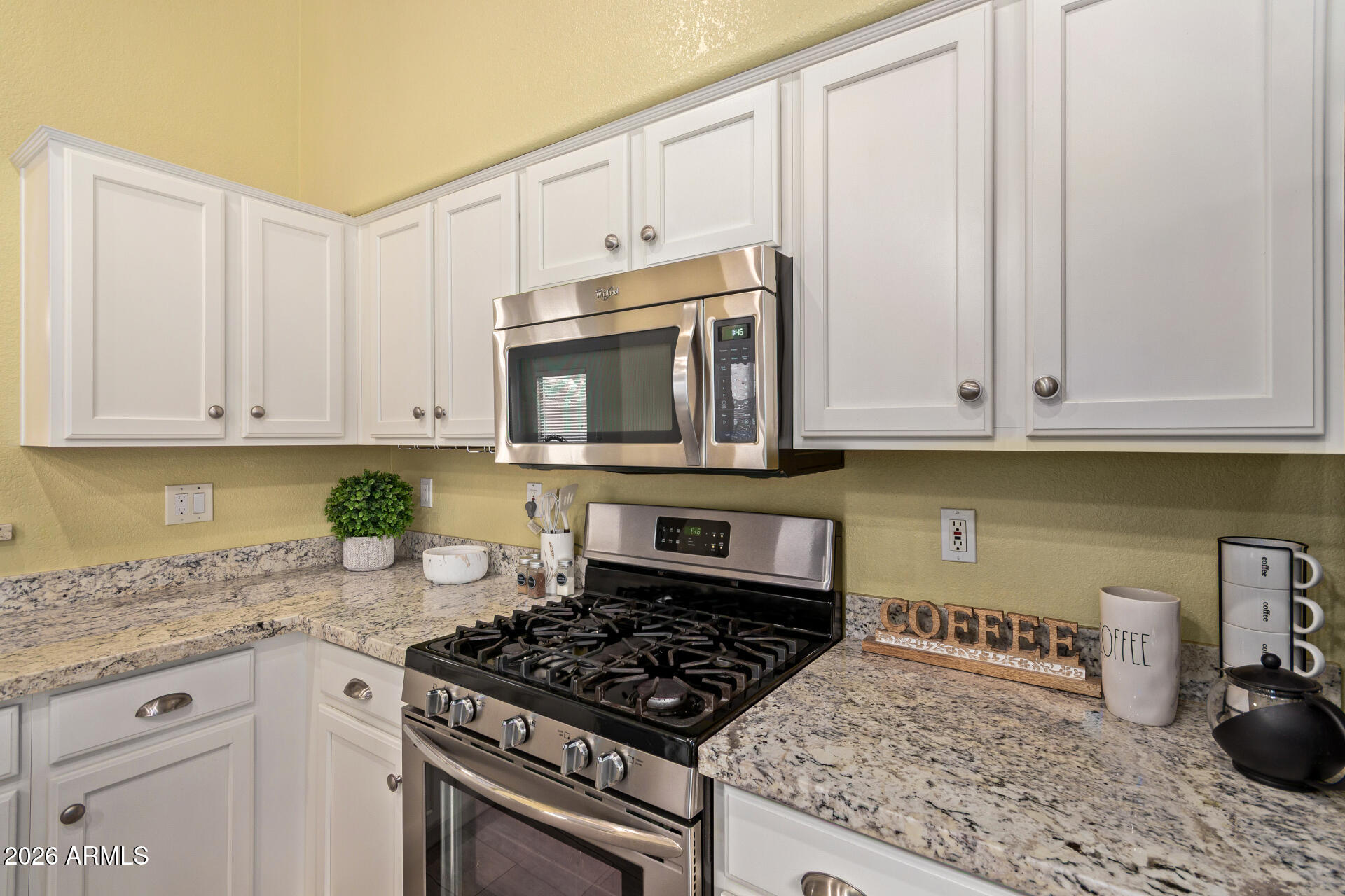 1715 W MUIRWOOD Drive