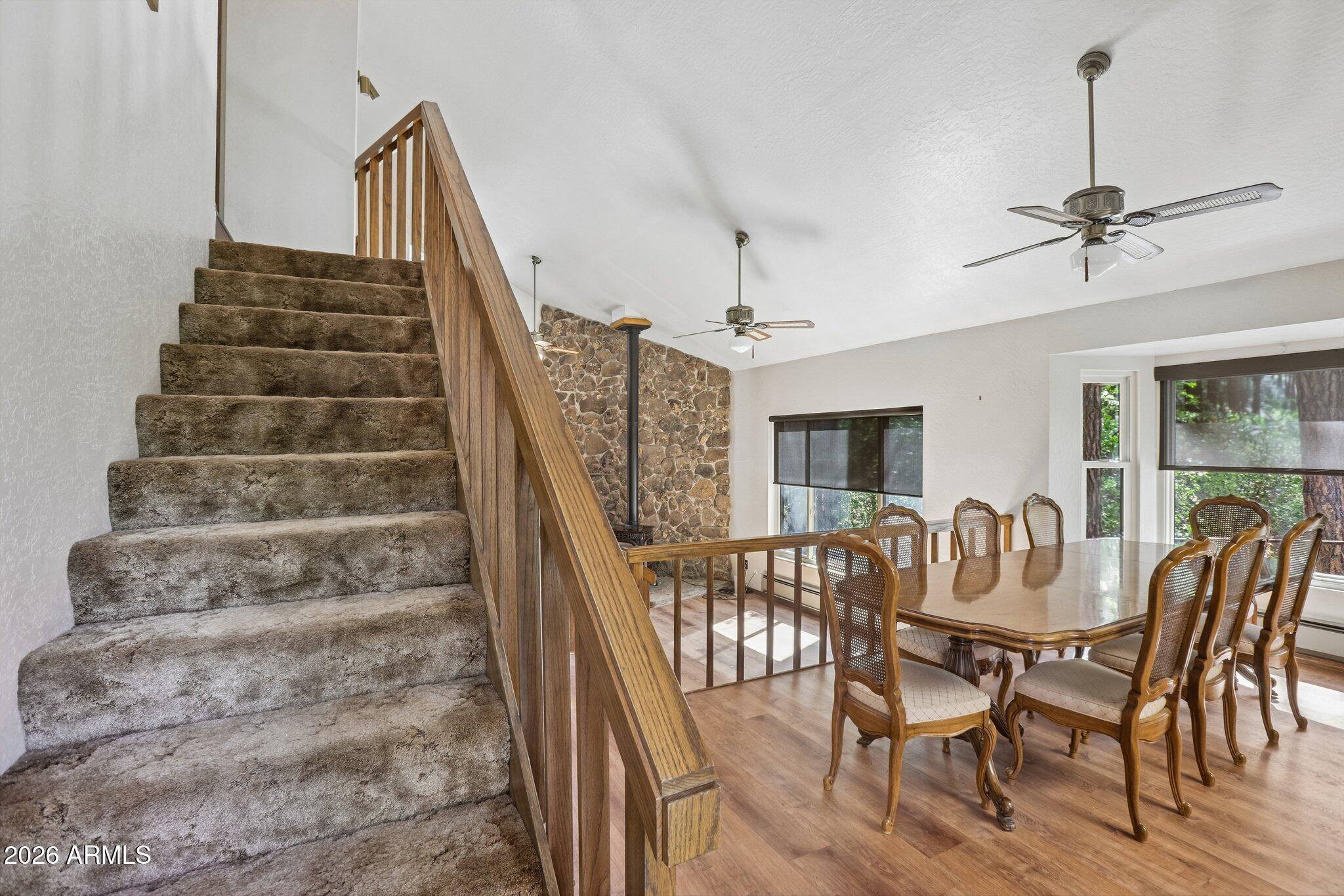 193 E SADDLE MOUNTAIN Road