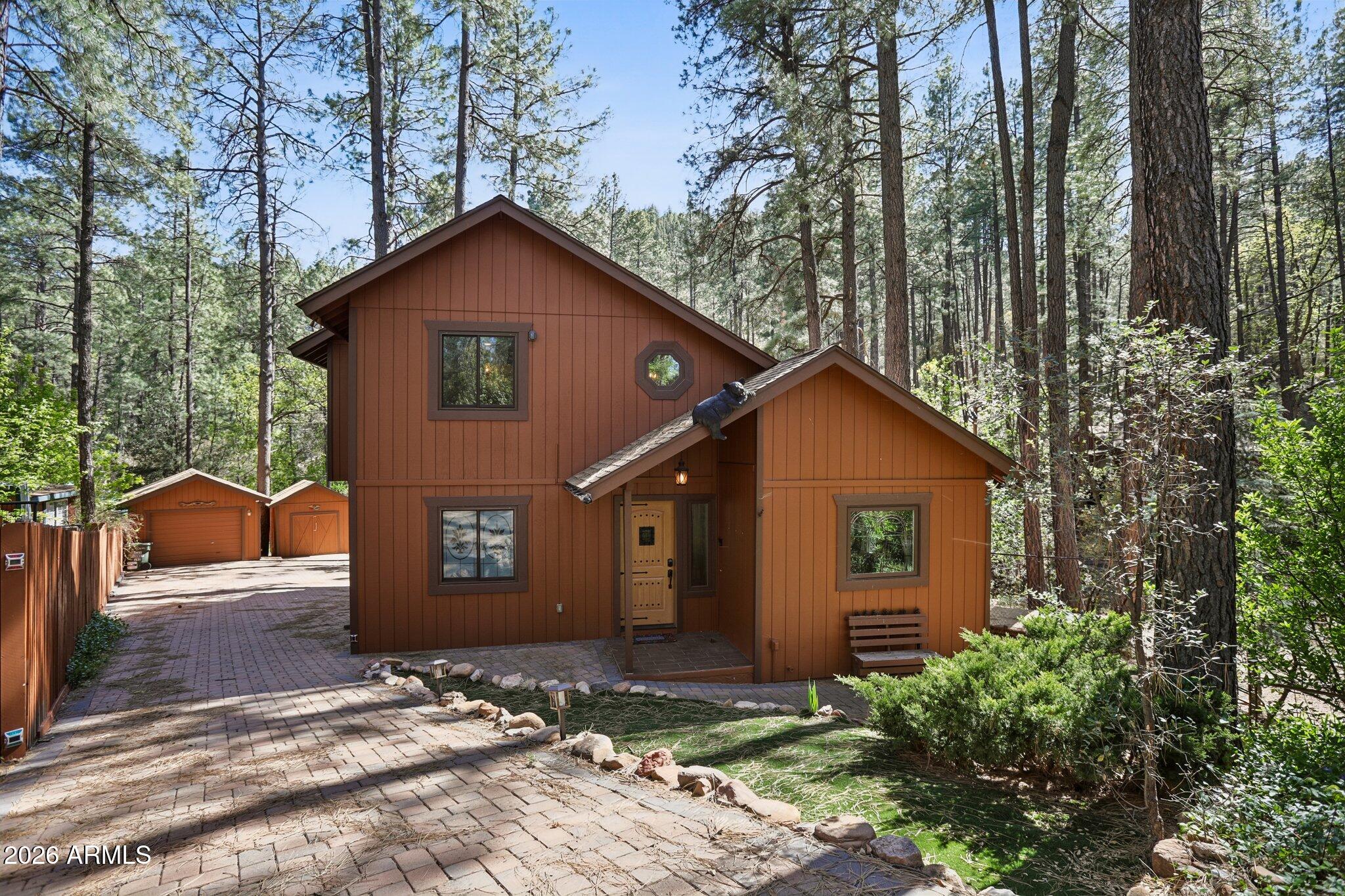 193 E SADDLE MOUNTAIN Road