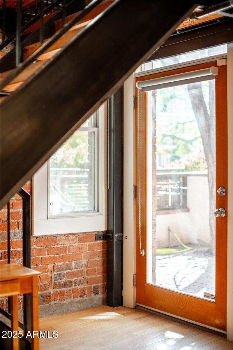 304 W ROOSEVELT Street 102