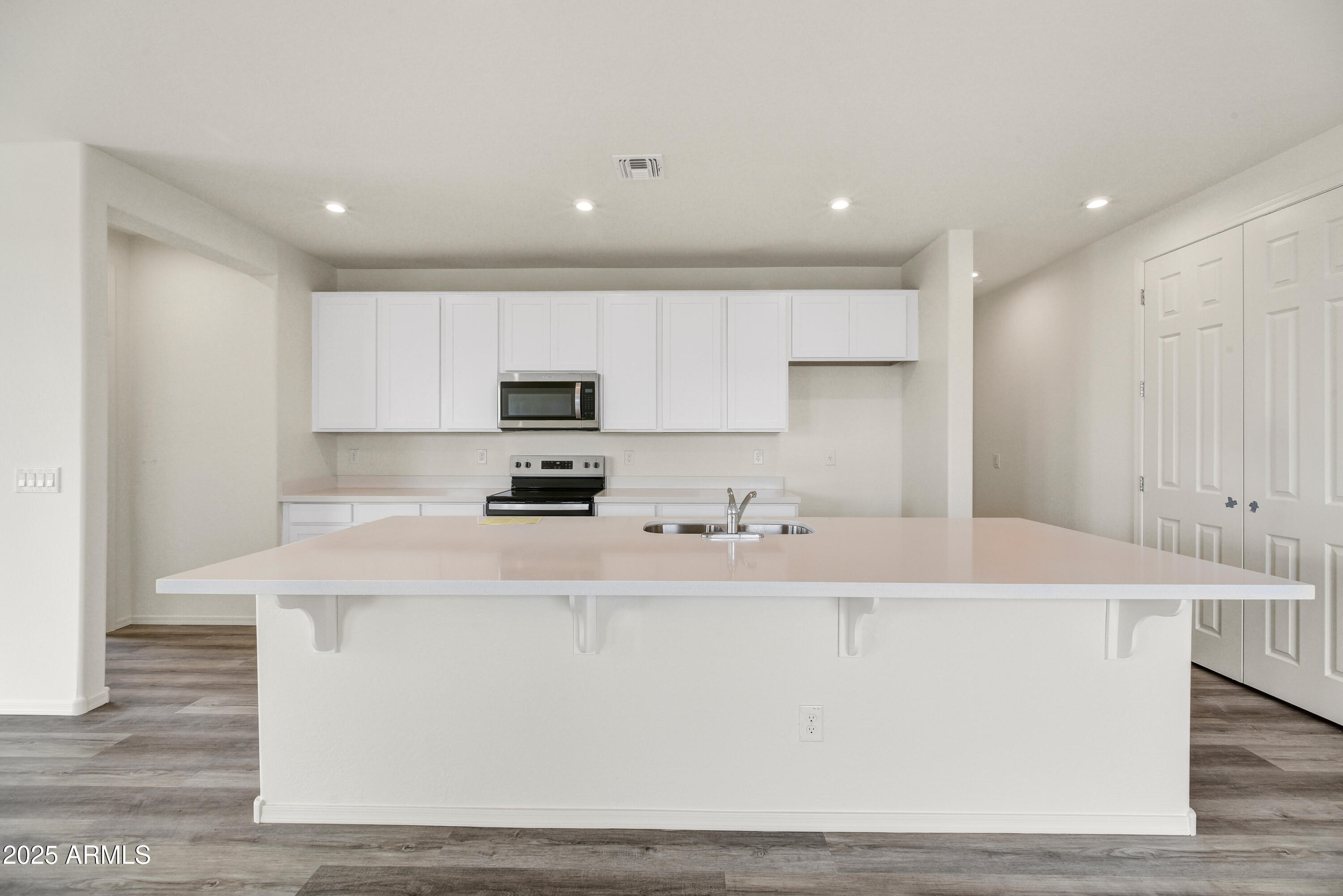 37549 W SAN CLEMENTE Street