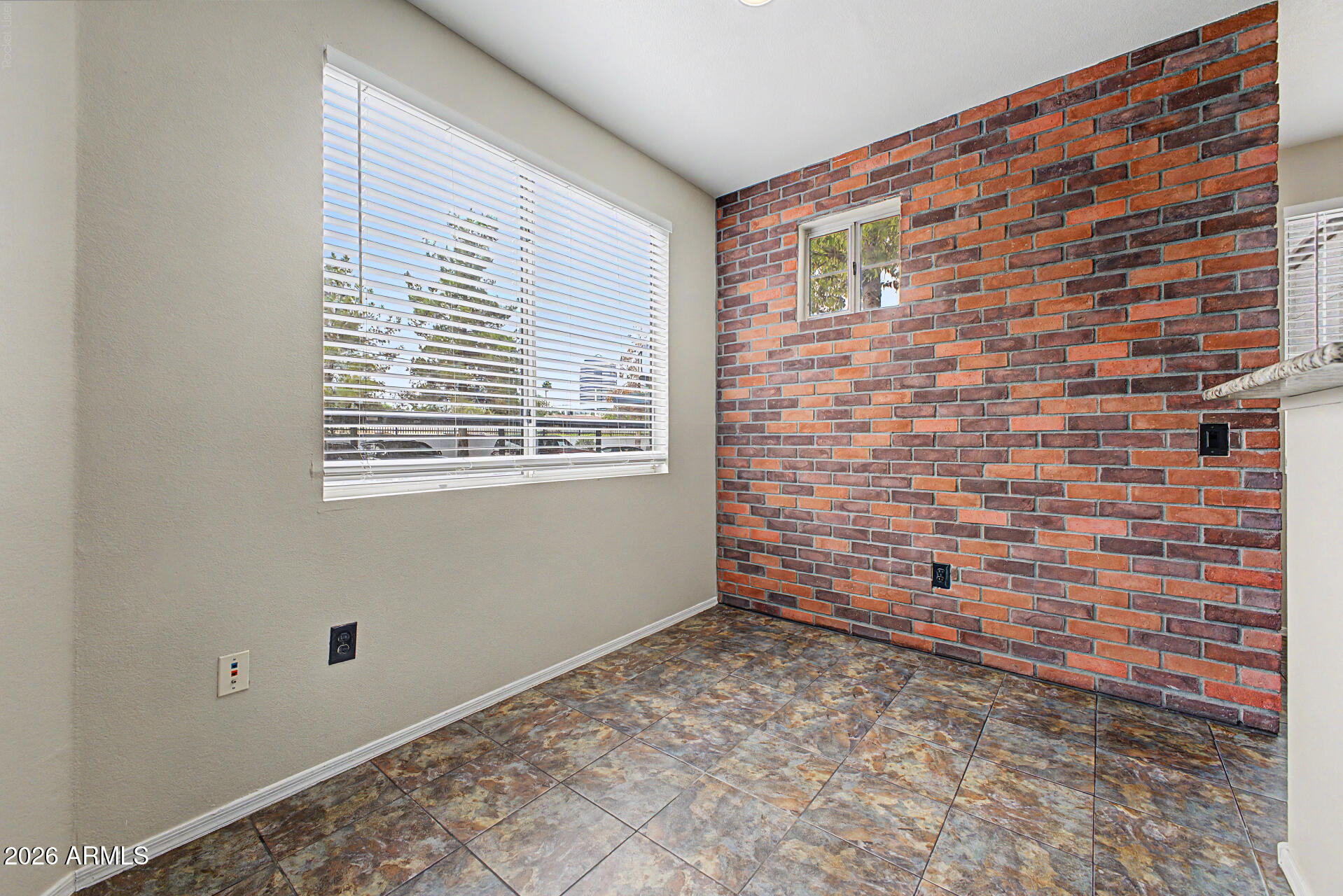 3302 N 7TH Street 163