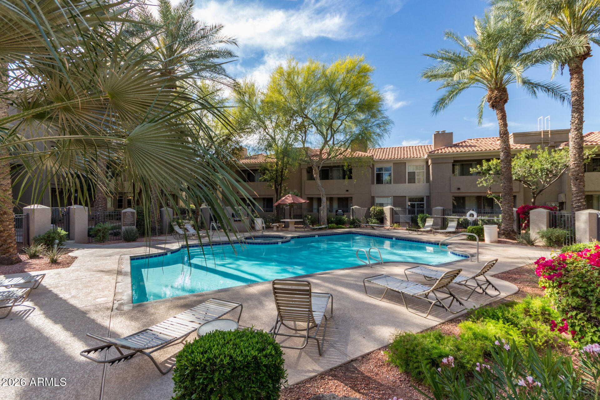 3830 E LAKEWOOD Parkway 3146