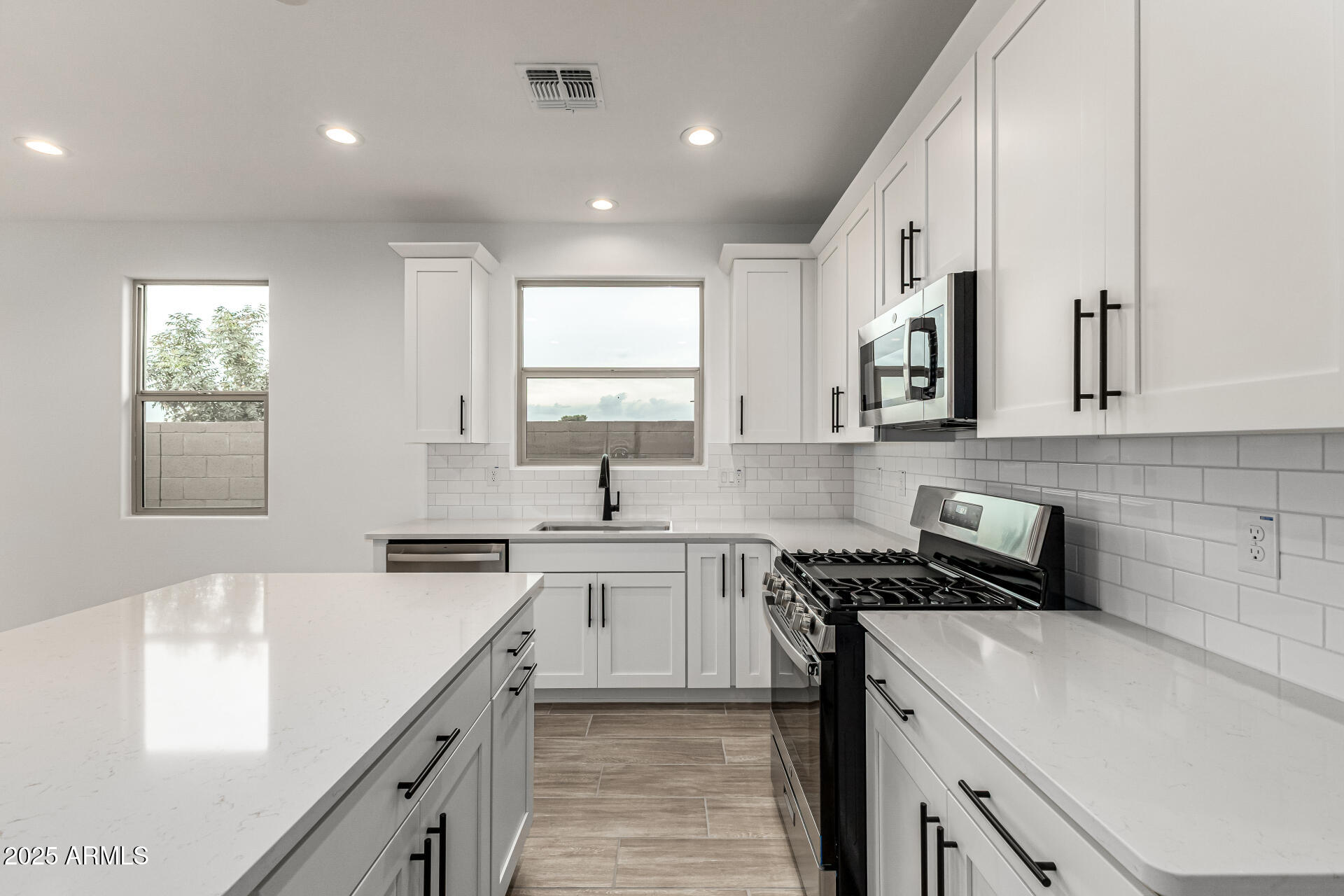 5423 W ROYAL PALM Road