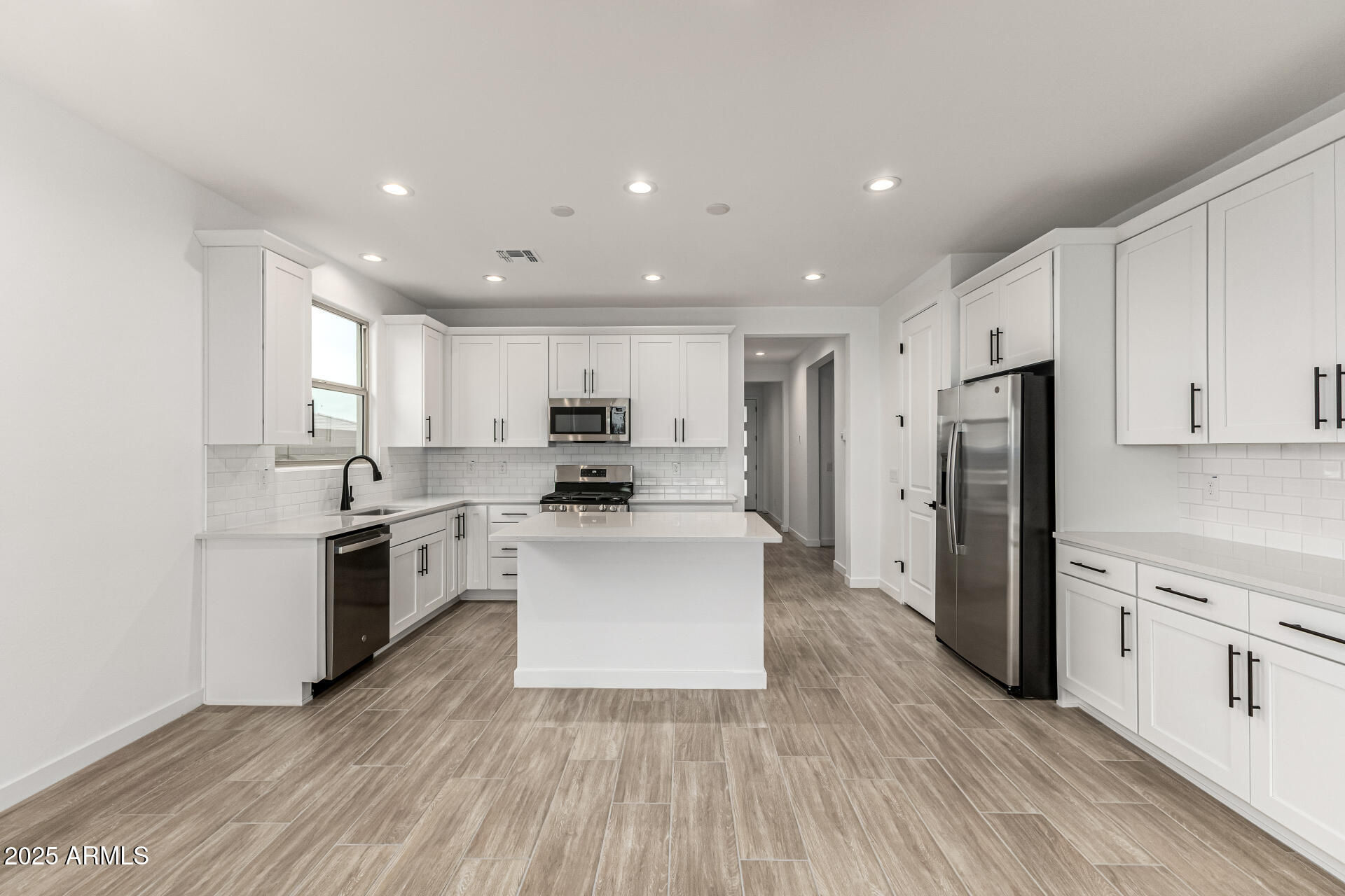 5423 W ROYAL PALM Road