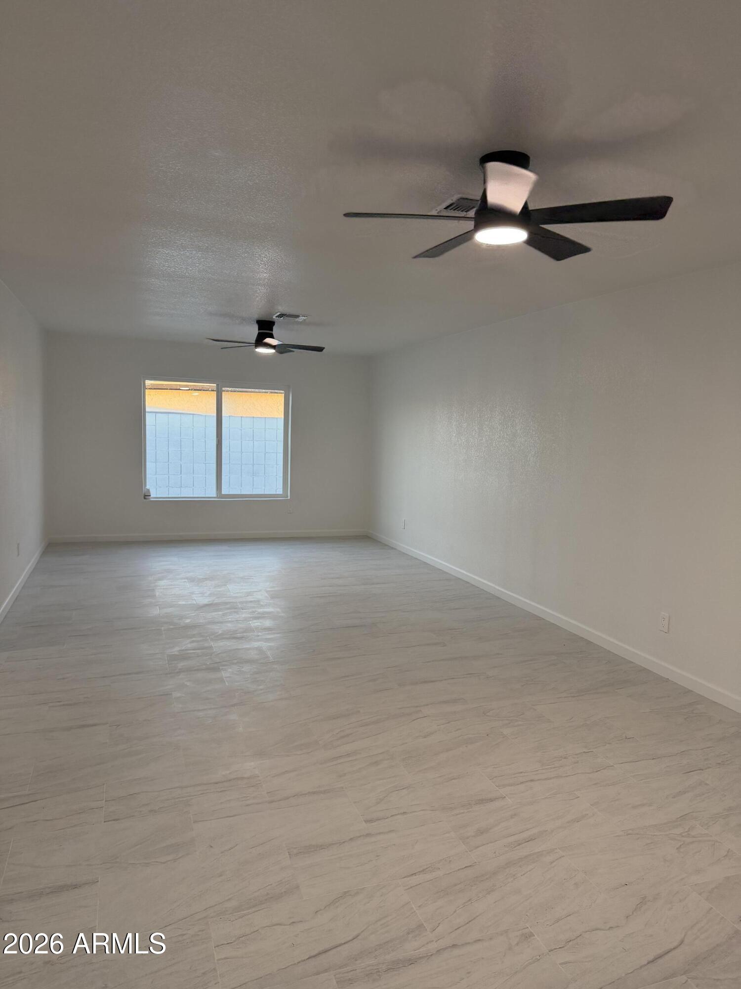 5821 W ELM Street