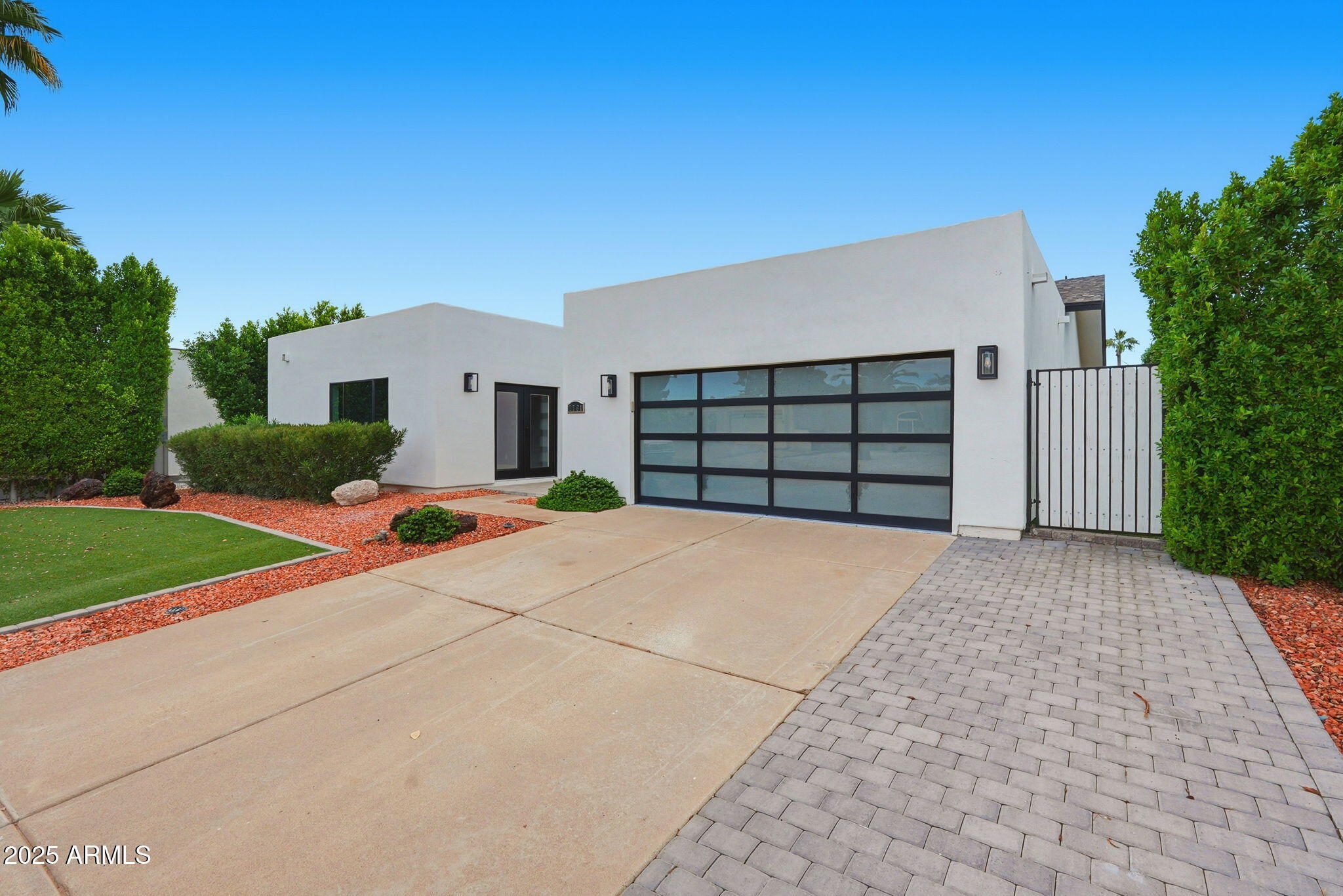 7761 E VALLEY VISTA Lane