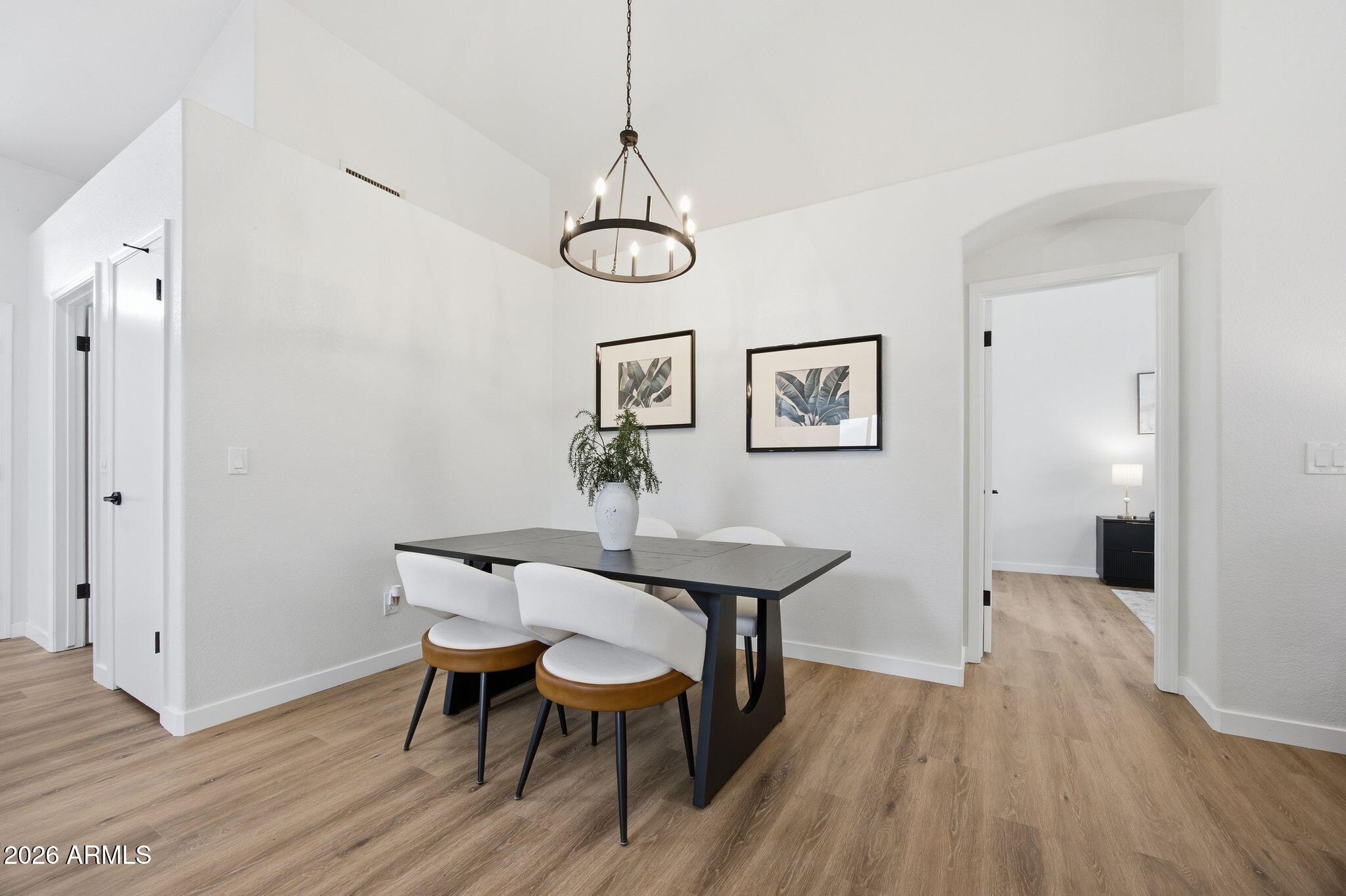 3170 W BAYLOR Lane