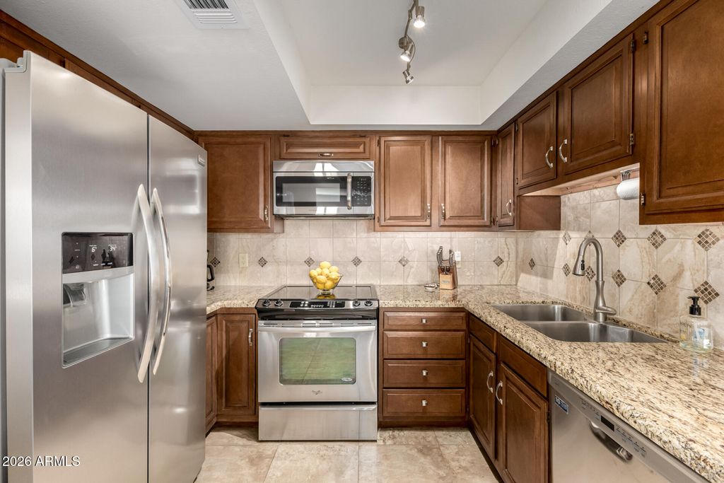 Photo of 7850 E Camelback Road #511, Scottsdale, AZ 85251 (MLS # 6998672)