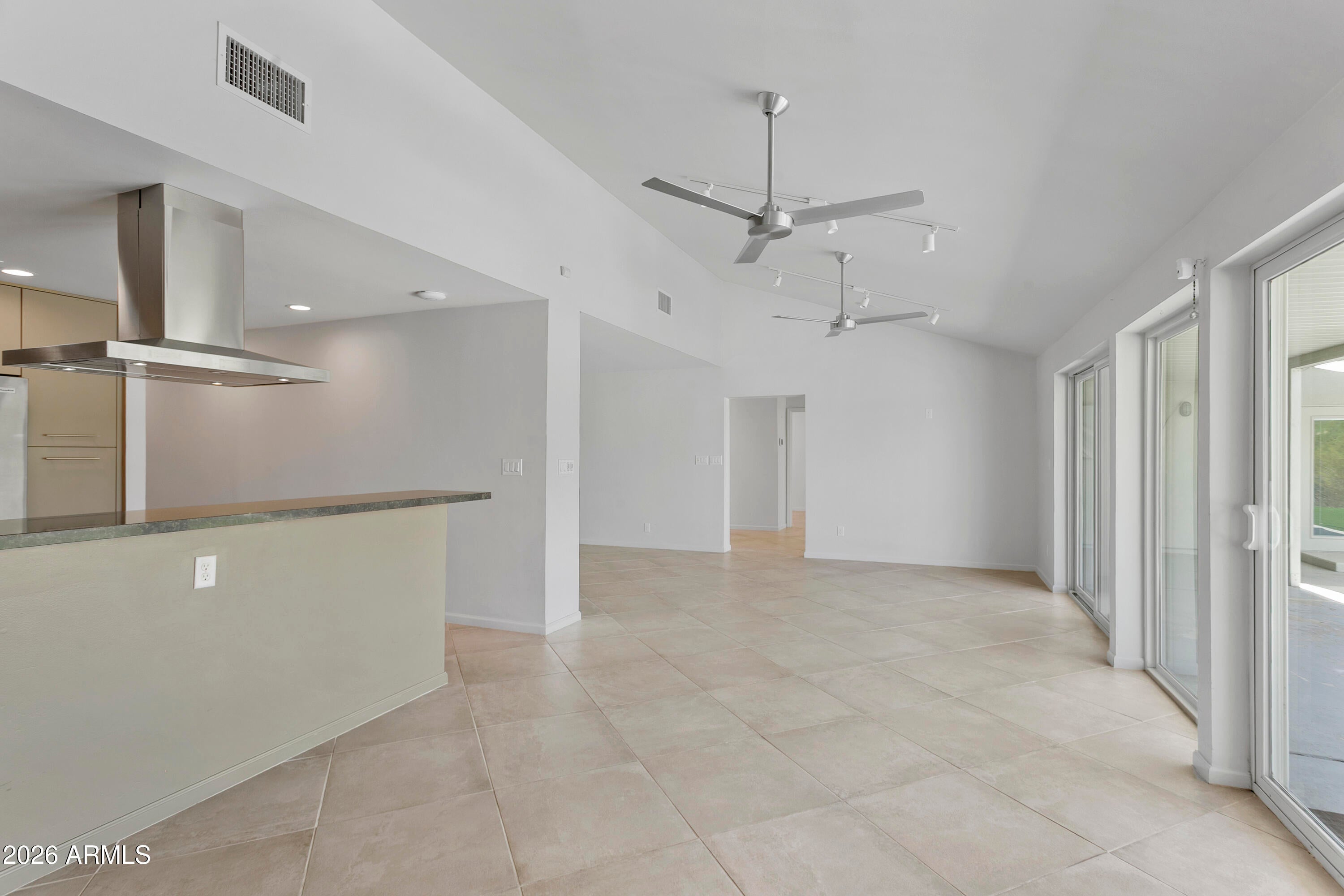 35 E PAPAGO Drive