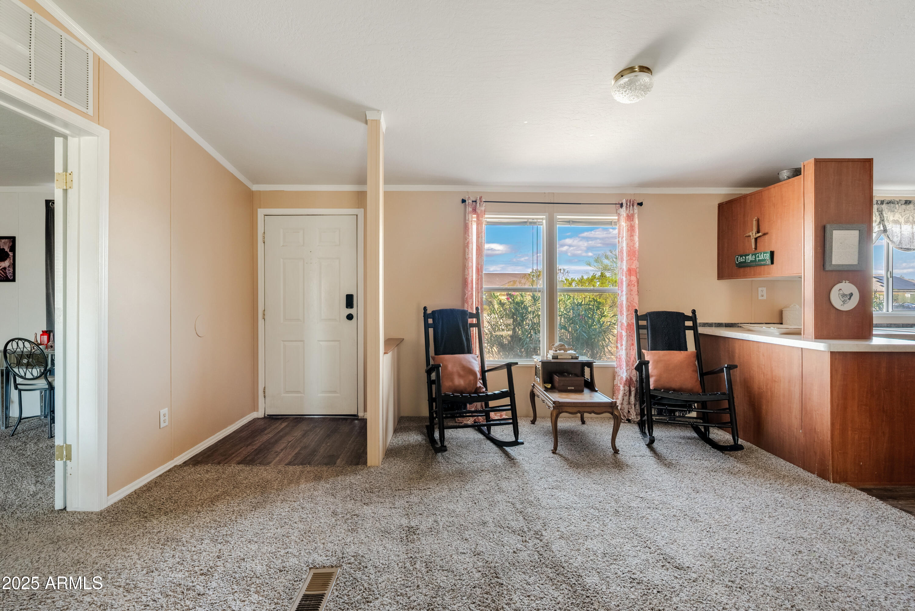 10255 E KRISTEN Lane