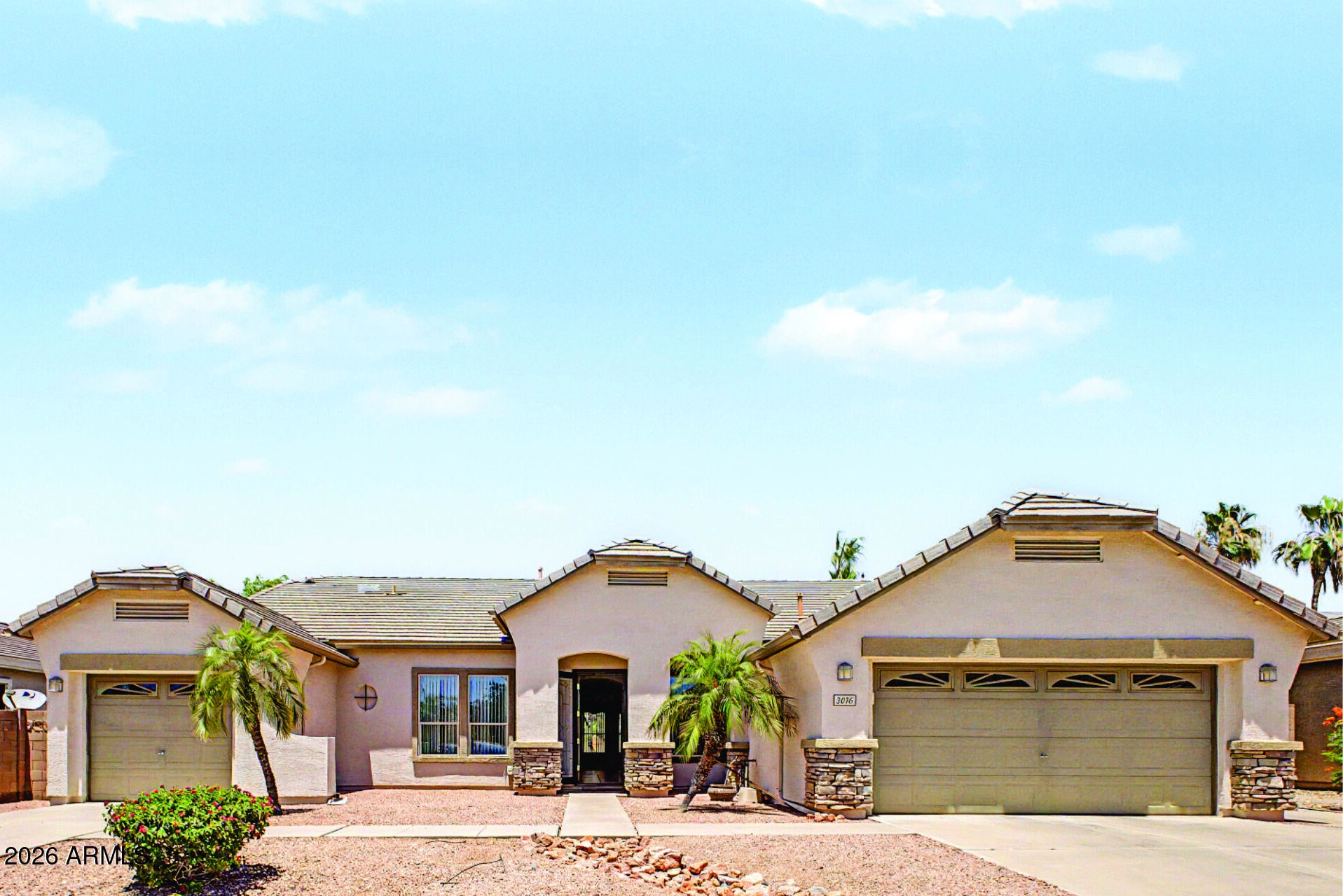 3076 E JUANITA Avenue