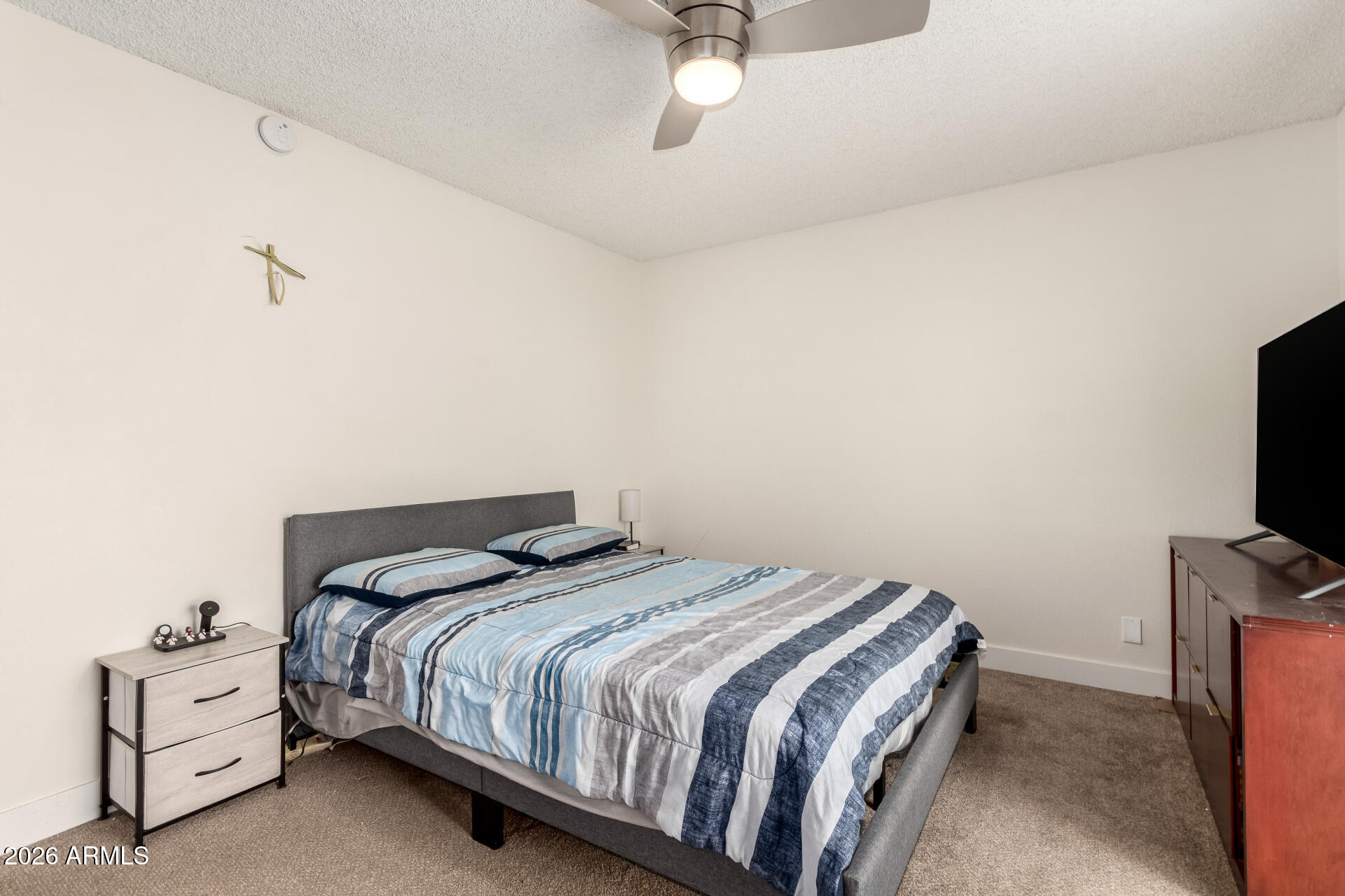 4942 W TOWNLEY Avenue