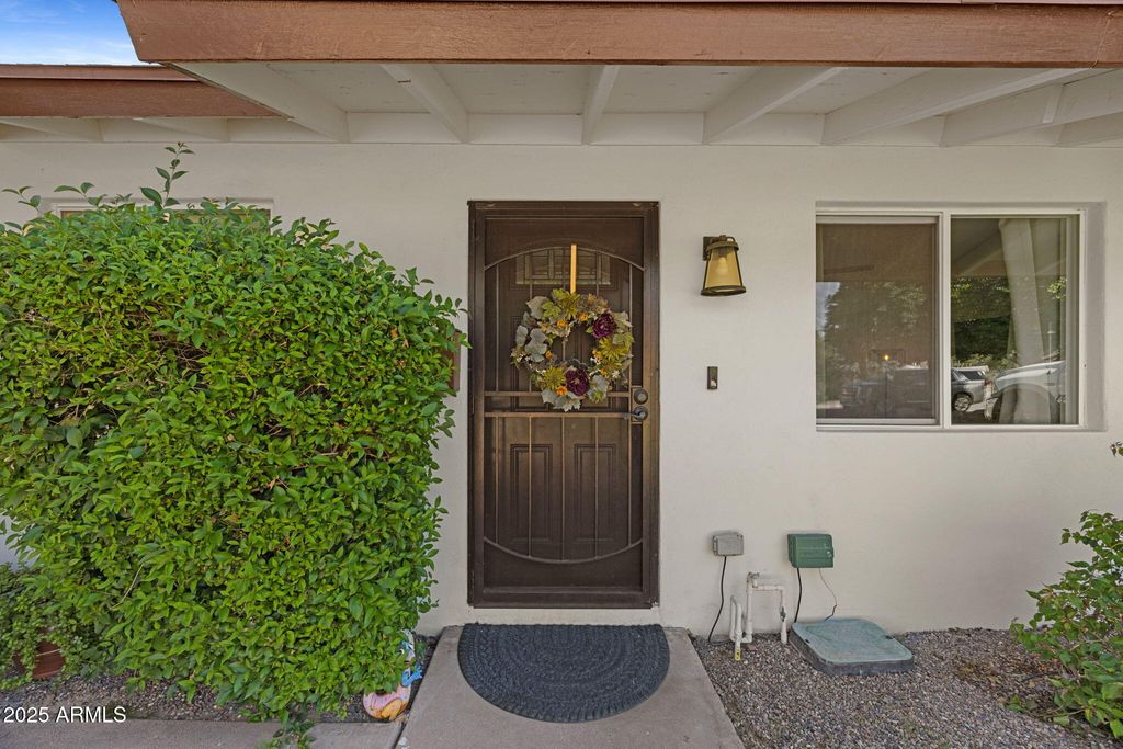 Photo of 8655 E Palo Verde Drive, Scottsdale, AZ 85250 (MLS # 6946692)