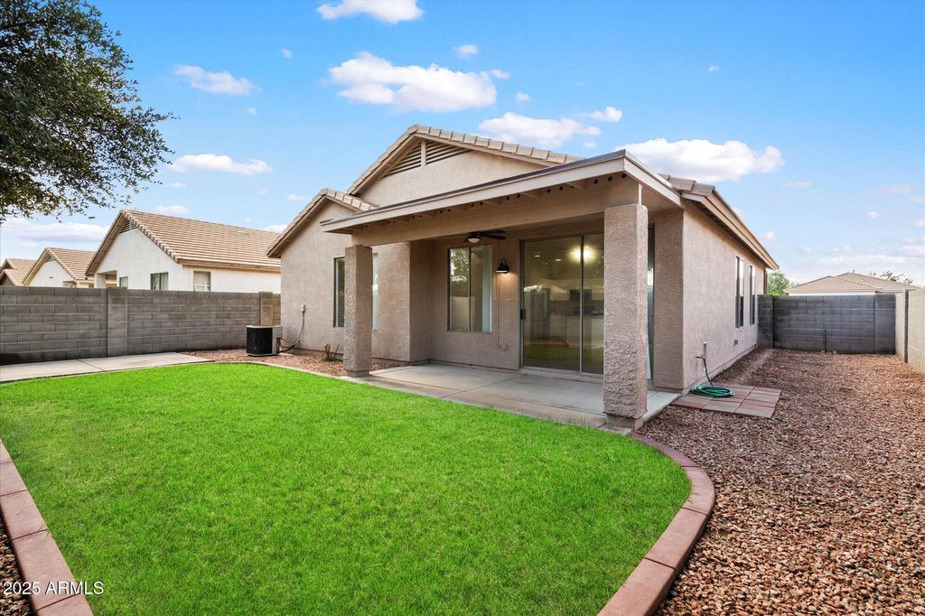 Photo of 8825 N 65th Drive, Glendale, AZ 85302 (MLS # 6932519)