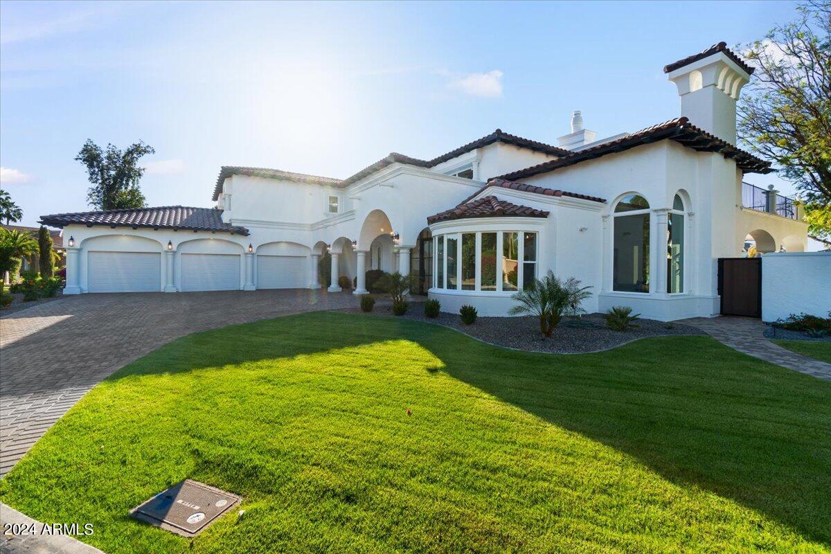 1523 E TREASURE COVE Drive