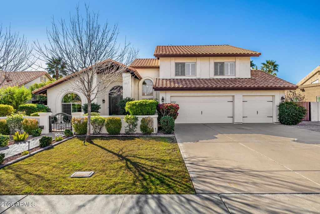 Photo of 9849 E Windrose Drive, Scottsdale, AZ 85260 (MLS # 6981265)