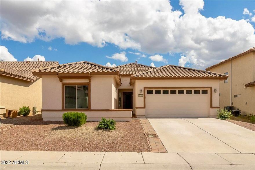 This one is ready to go! Fresh paint and stucco maintenance on full exterior of home including all fascia. Gorgeous 3 bedroom home with a den! Split floor plan, Open concept living in kitchen, living and dining areas. Kitchen has beautiful white cabinets, granite countertops, stainless steel appliances, breakfast bar and more! Private Owner's suite, bay window, double sinks, huge walk in closet! Spacious backyard features a large patio paver area. Carpets have been professionally cleaned. Move in ready!!!