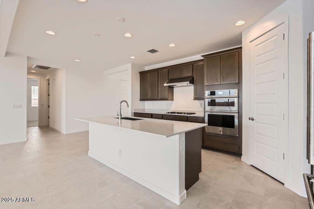 17616 W EL CORTEZ Place