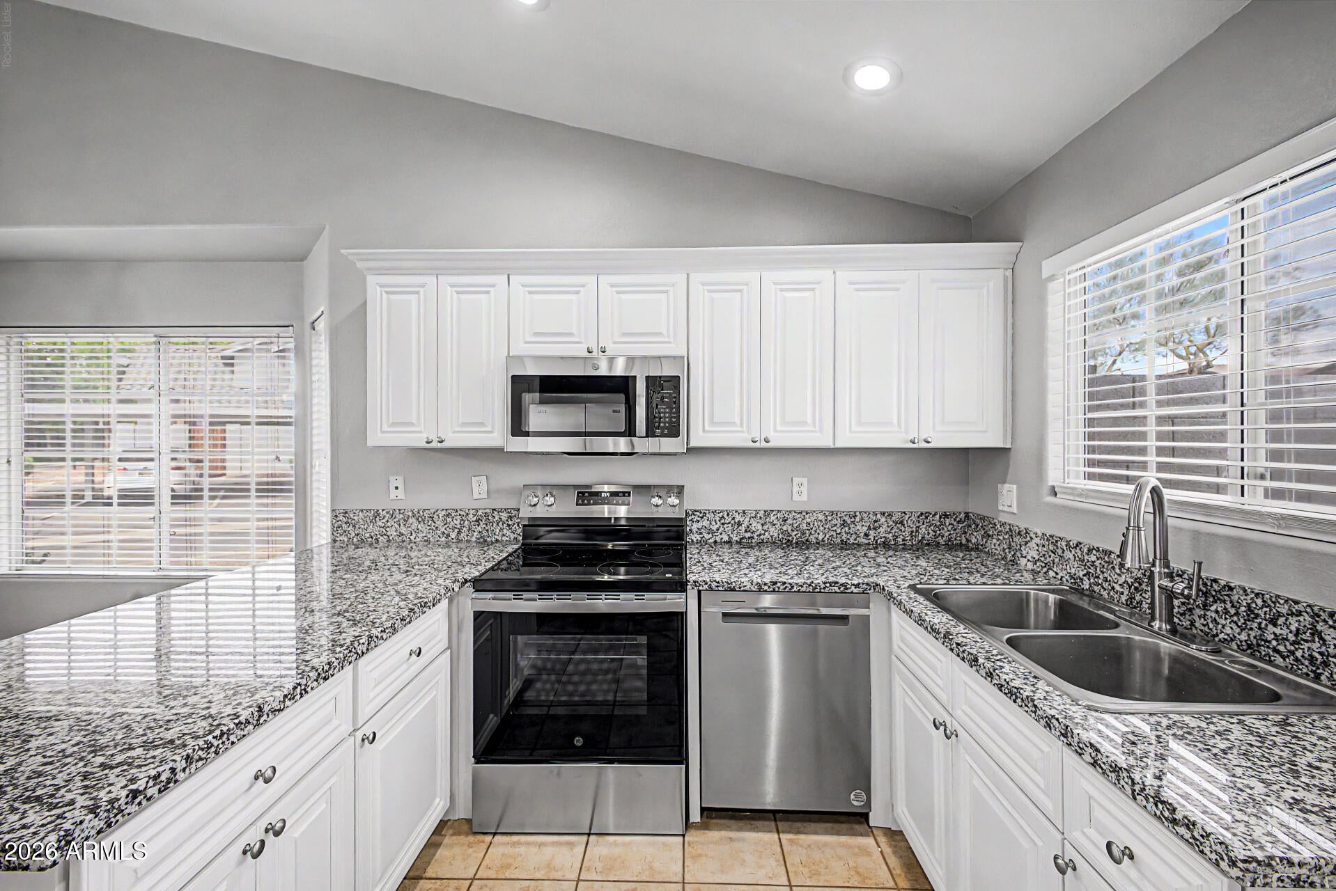860 N MCQUEEN Road 1114