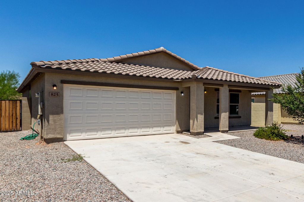 Photo of 825 S Parker Place, Casa Grande, AZ 85122 (MLS # 6892582)