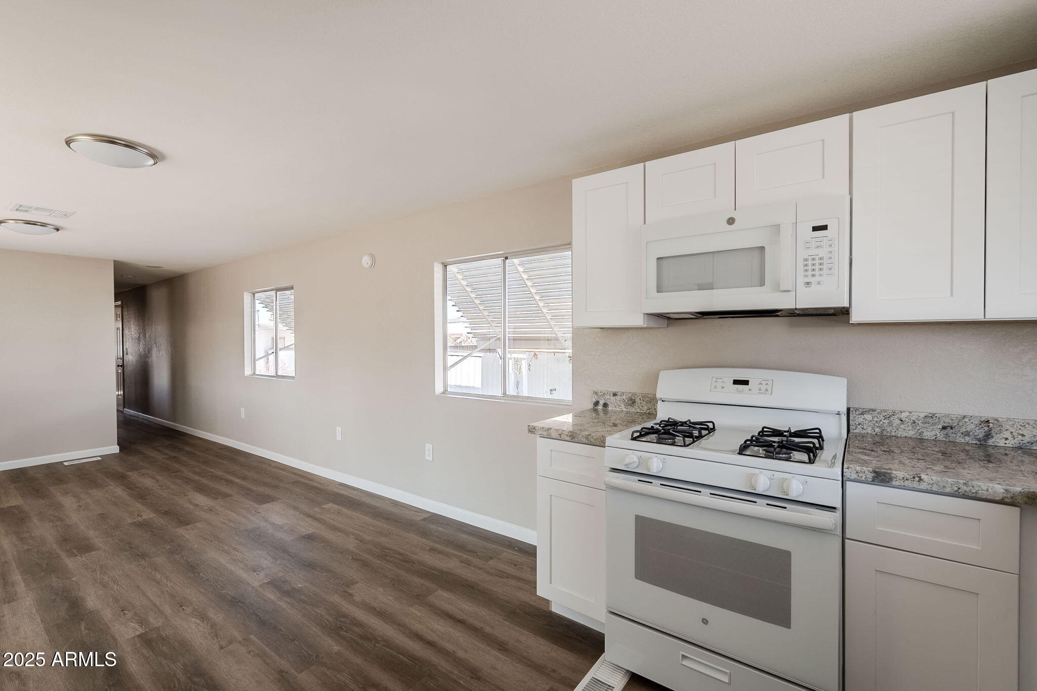 11435 E APACHE Trail 23