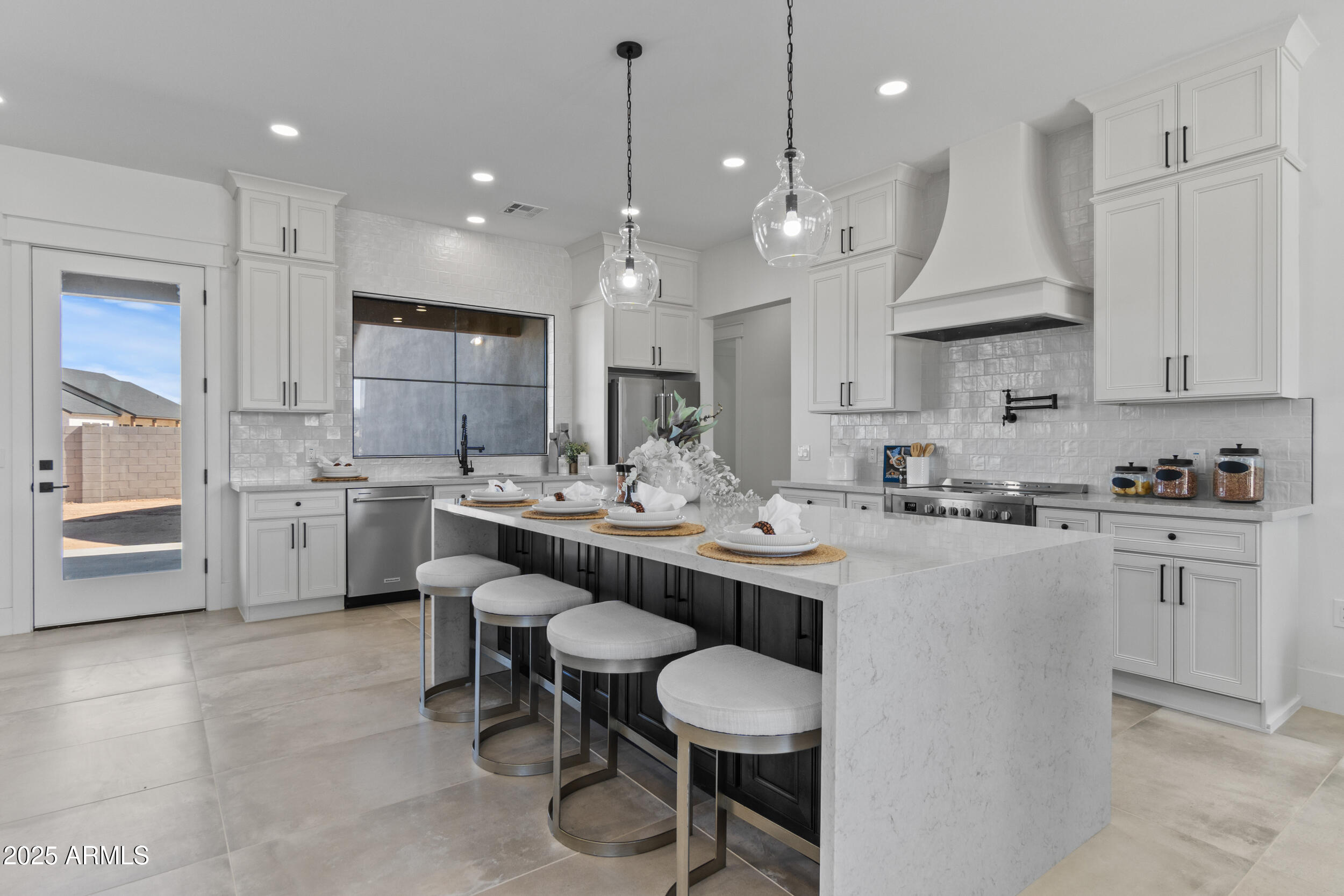 300 S Charleston Court