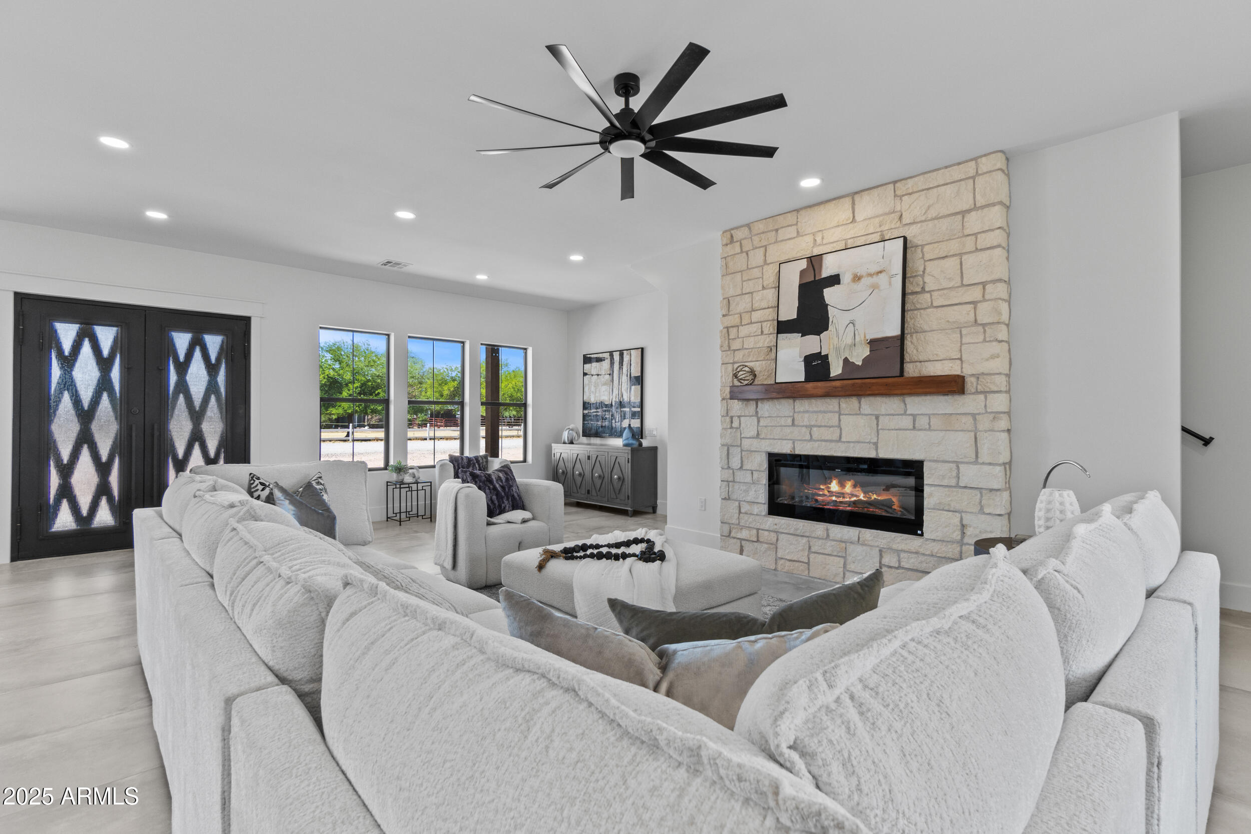300 S Charleston Court